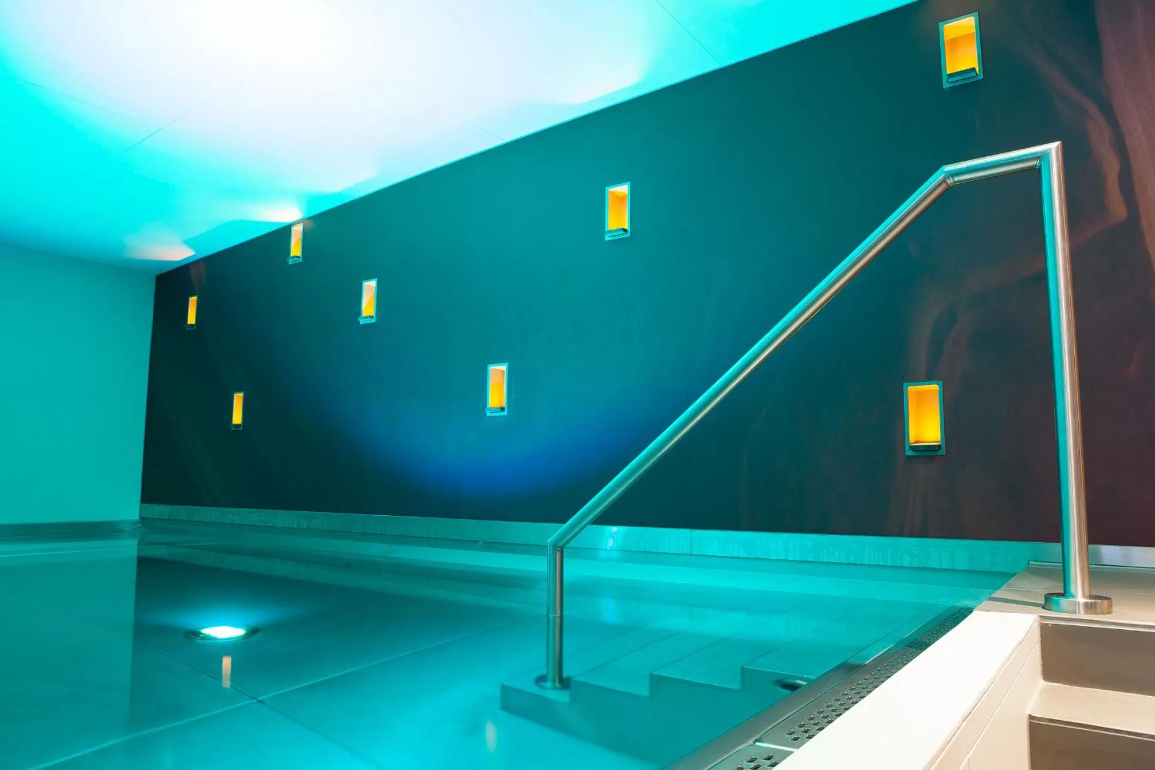 Swimming pool in Fletcher Wellness-Hotel Helmond