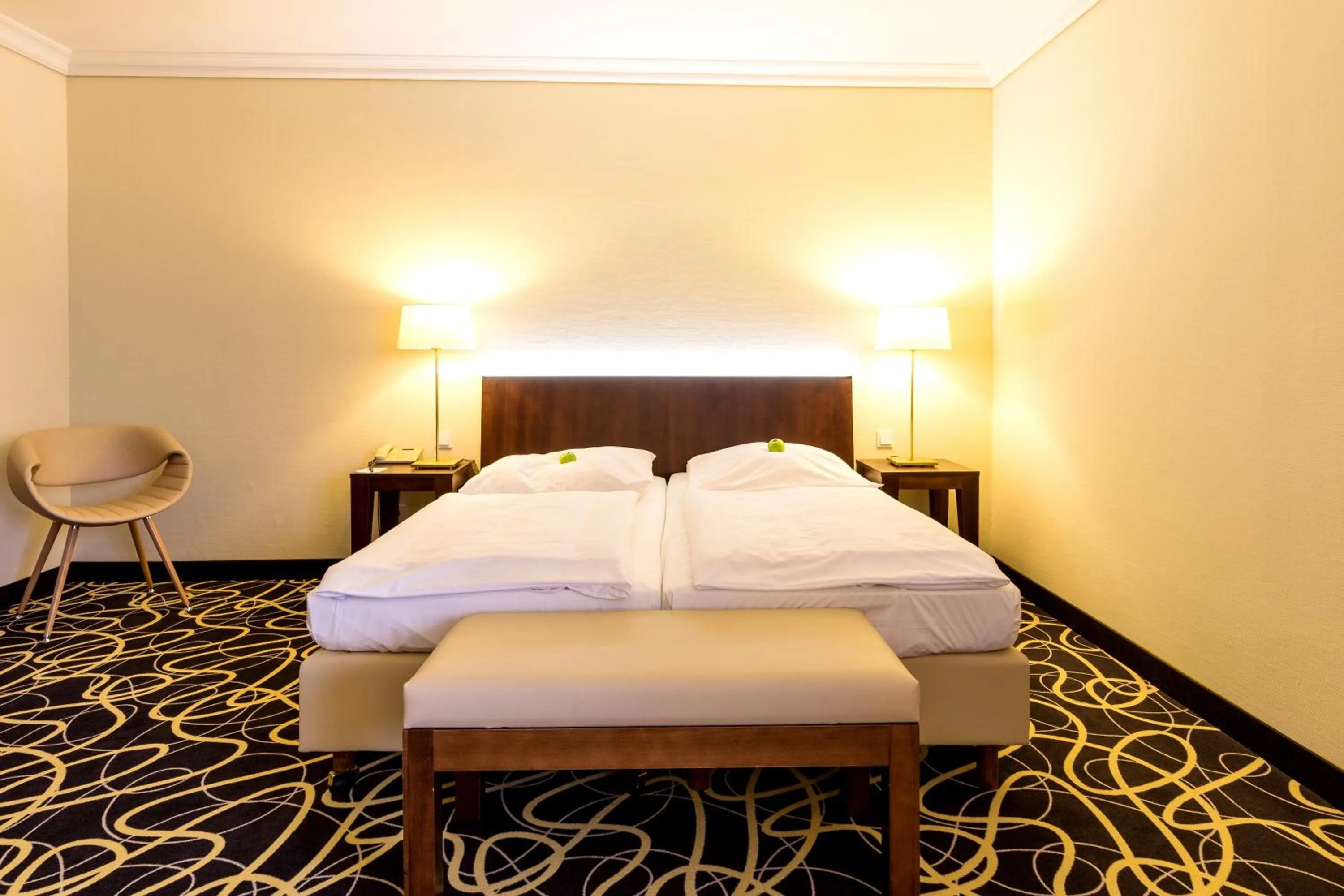 Photo of the whole room, Bed in relexa hotel Stuttgarter Hof