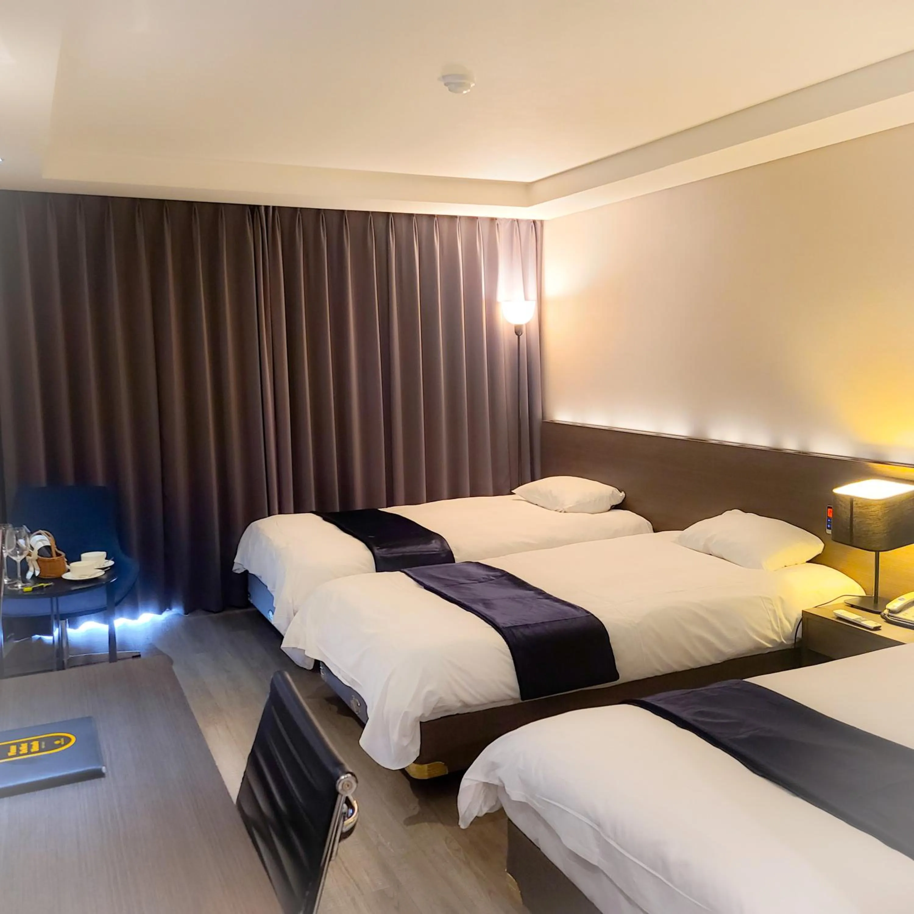 Bed in Hotel The One