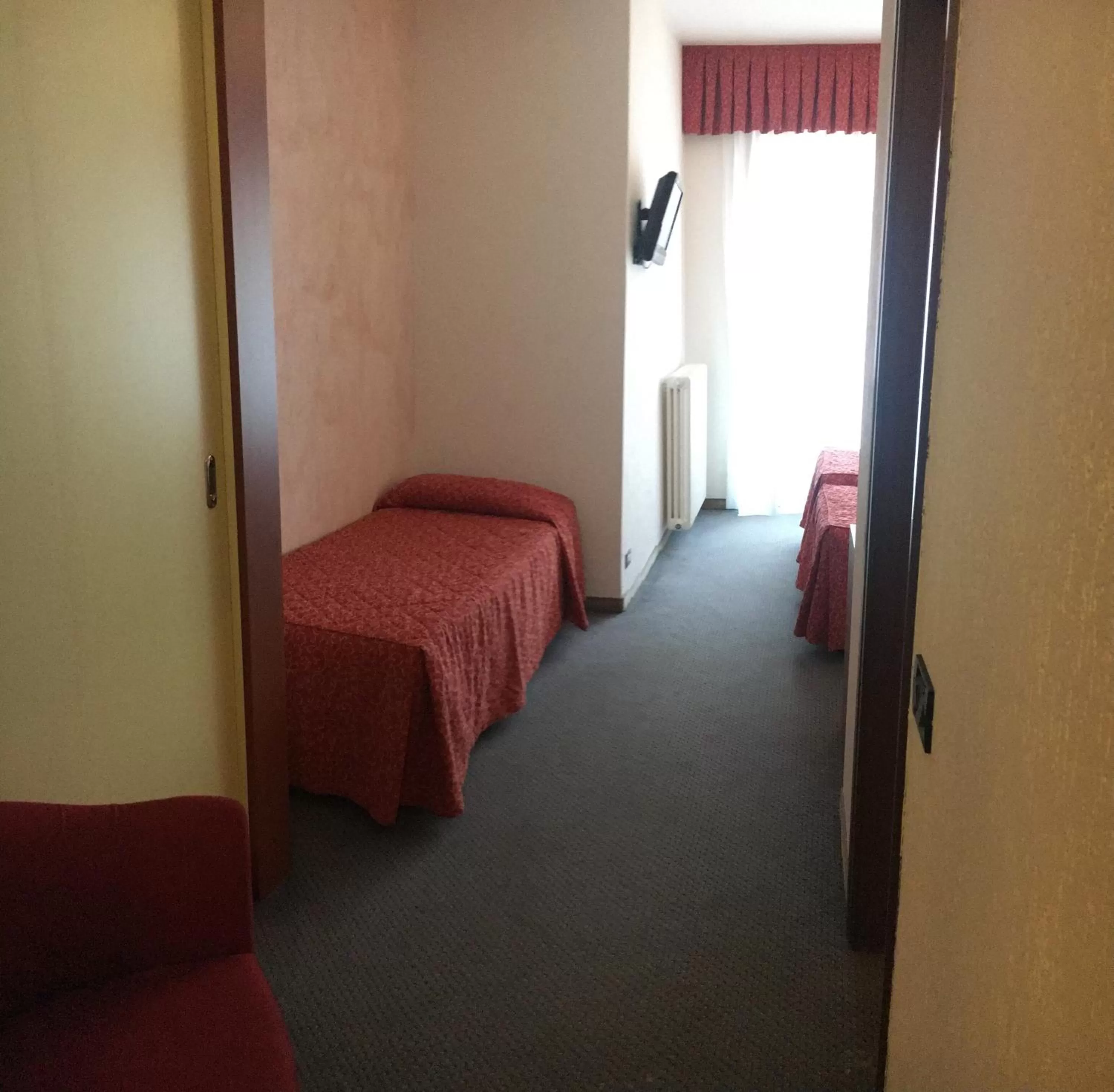 Bed in Albergo Valle d'Oro