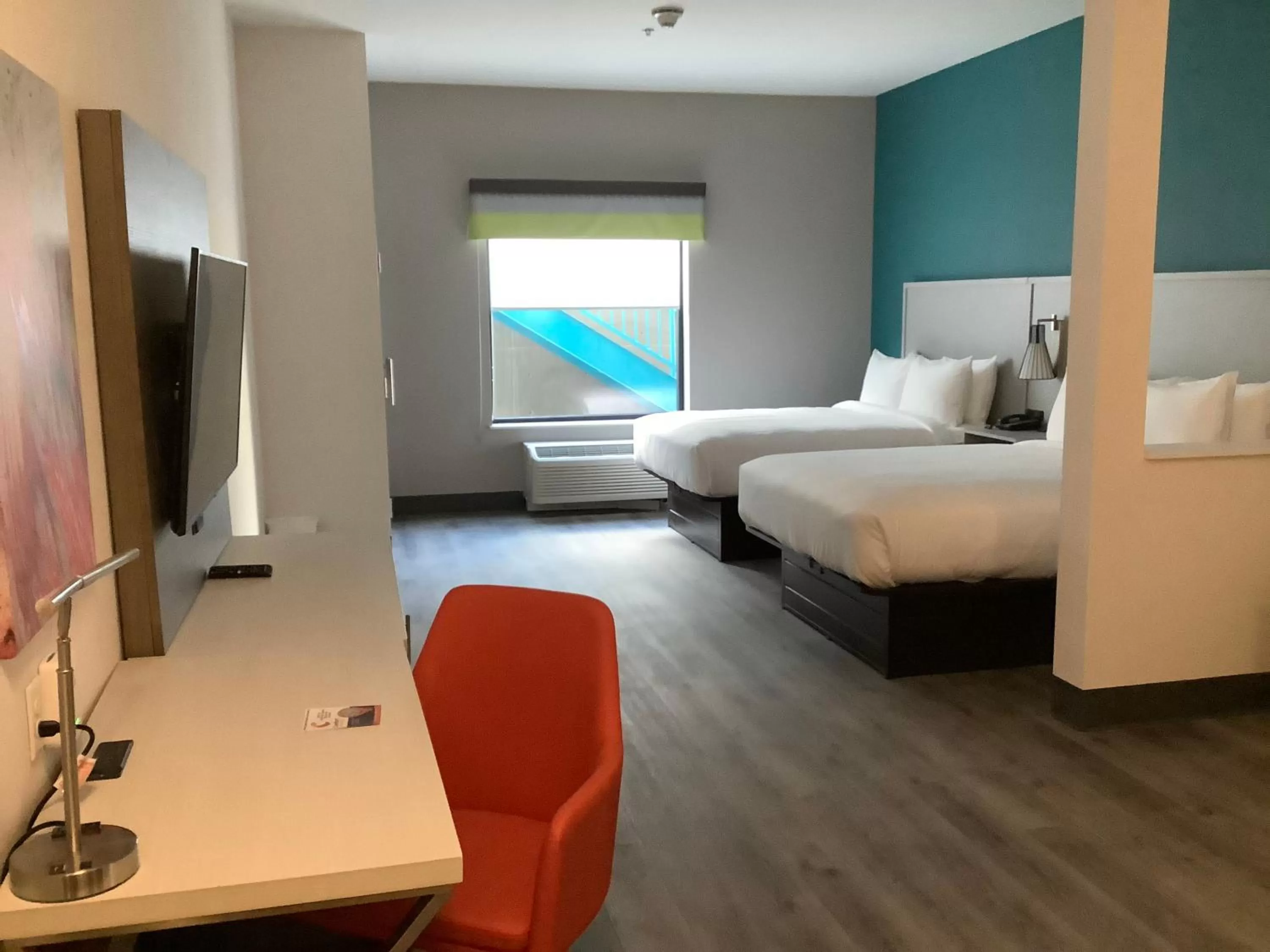 Bed in Comfort Suites Colorado Springs East - Medical Center Area