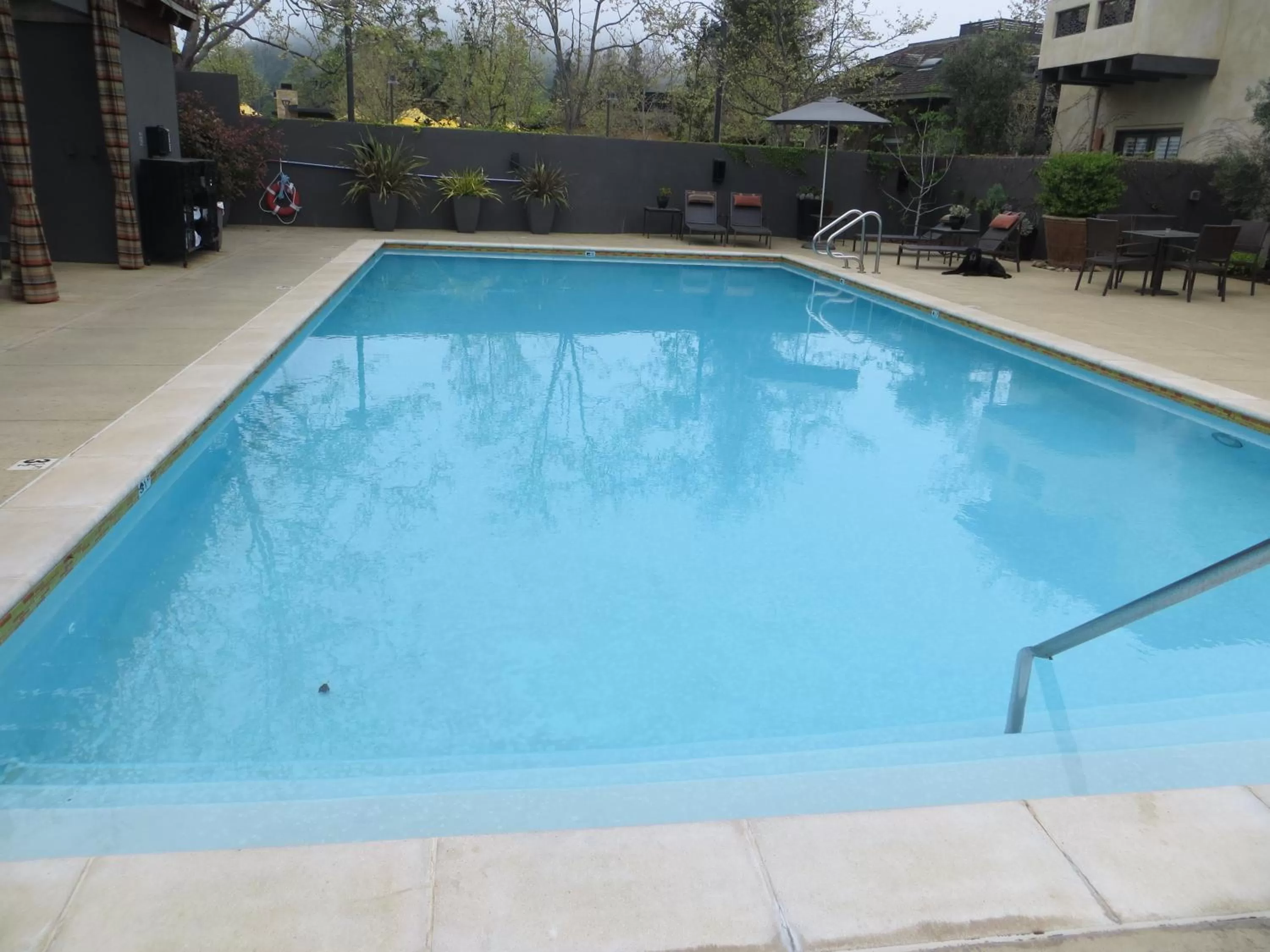 Day in North Block Hotel