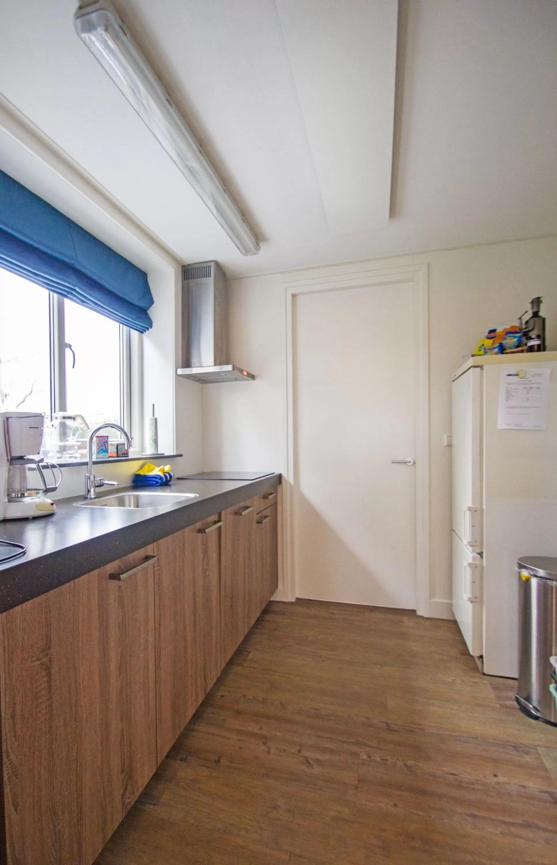 Kitchen or kitchenette in B&B “Te Warskip bij BlokVis”