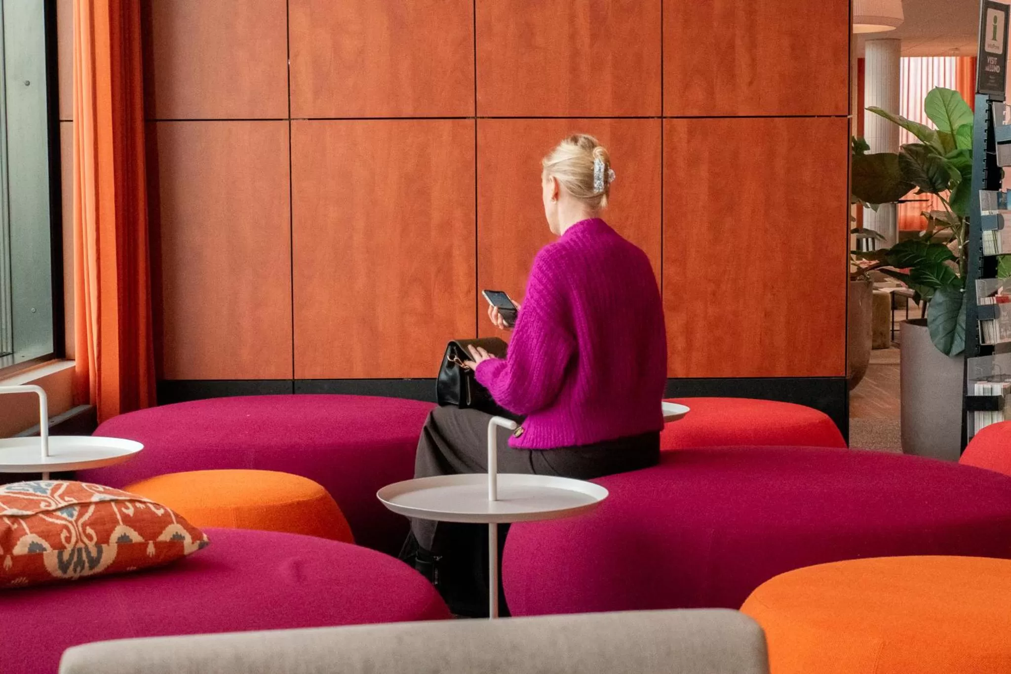 People in Motel L Lund