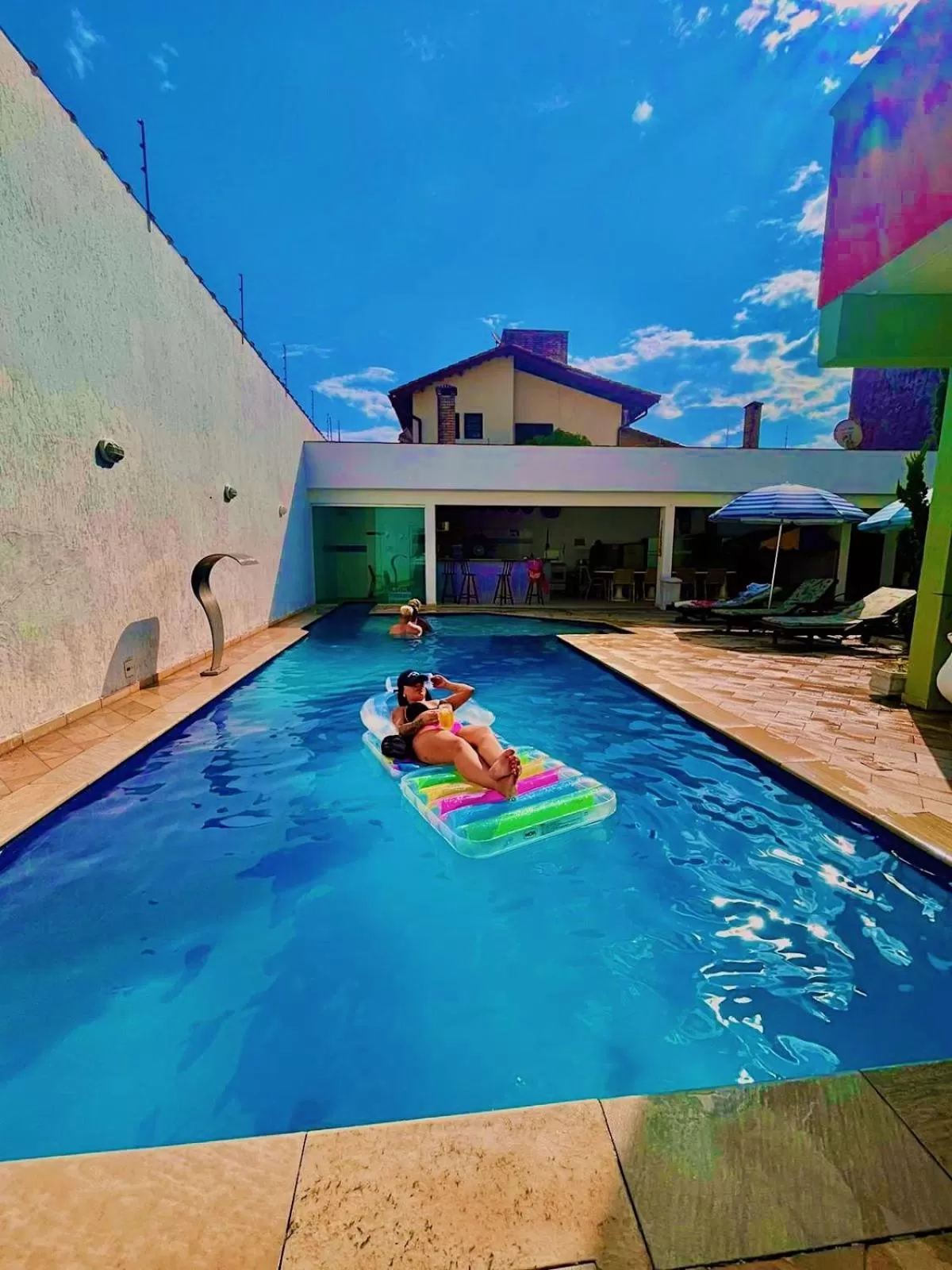 Swimming pool in Hostel e Pousada Bahia Beach