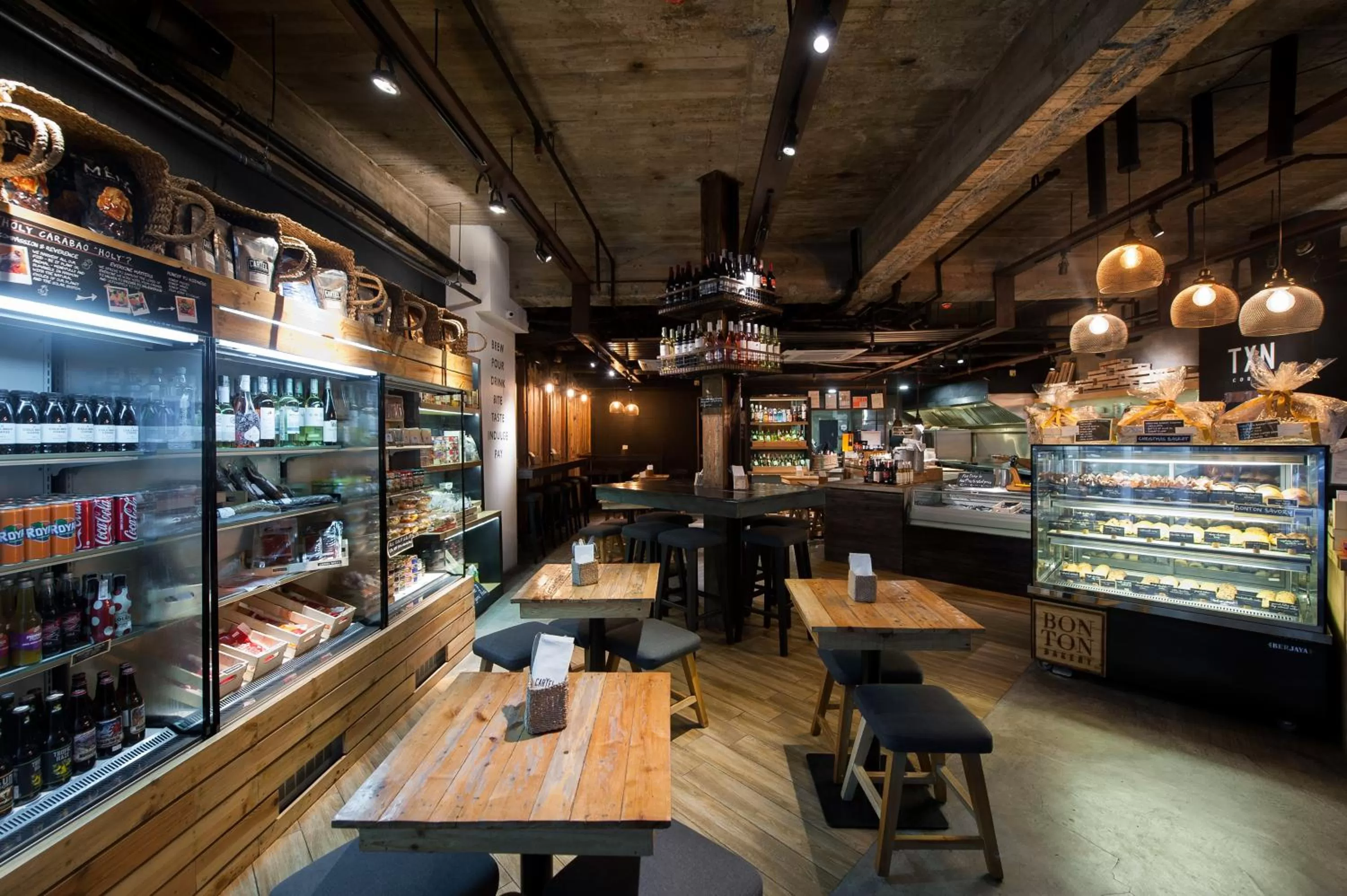 Restaurant/places to eat in The Picasso Boutique Serviced Residences Managed by HII