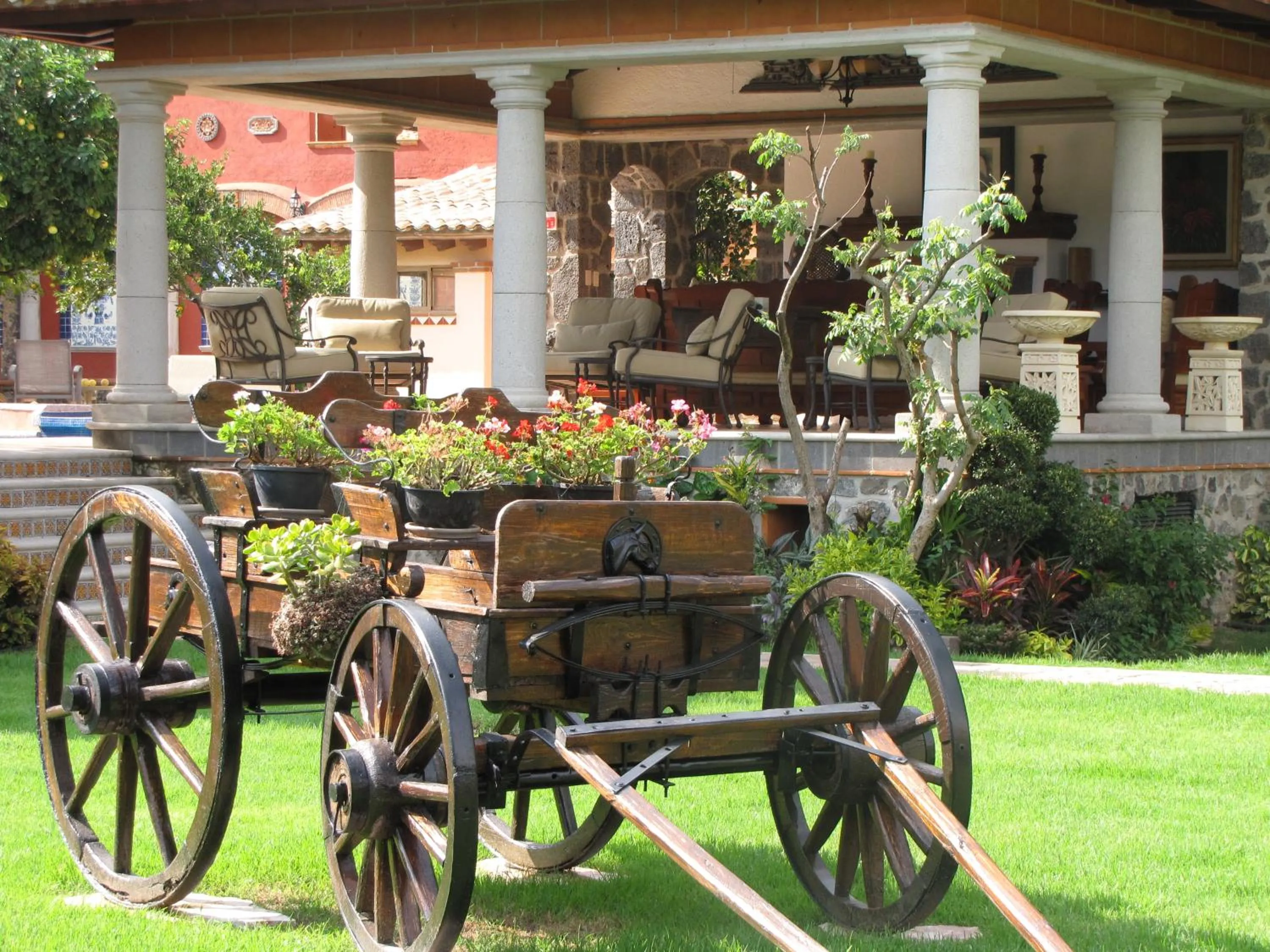 Seating area in La Buena Vibra Wellness Resort & Spa