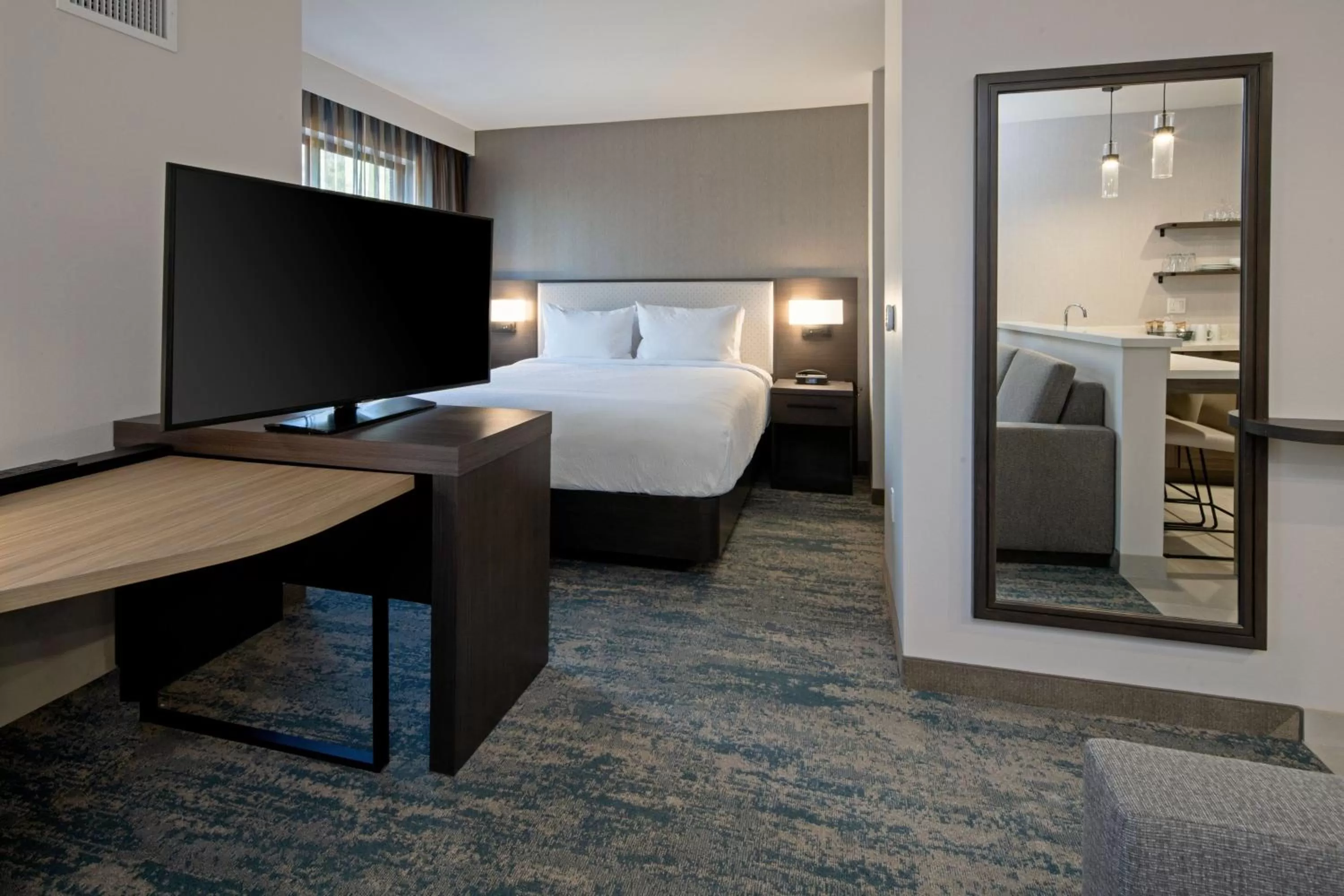 Bedroom, Bed in Residence Inn by Marriott Valencia