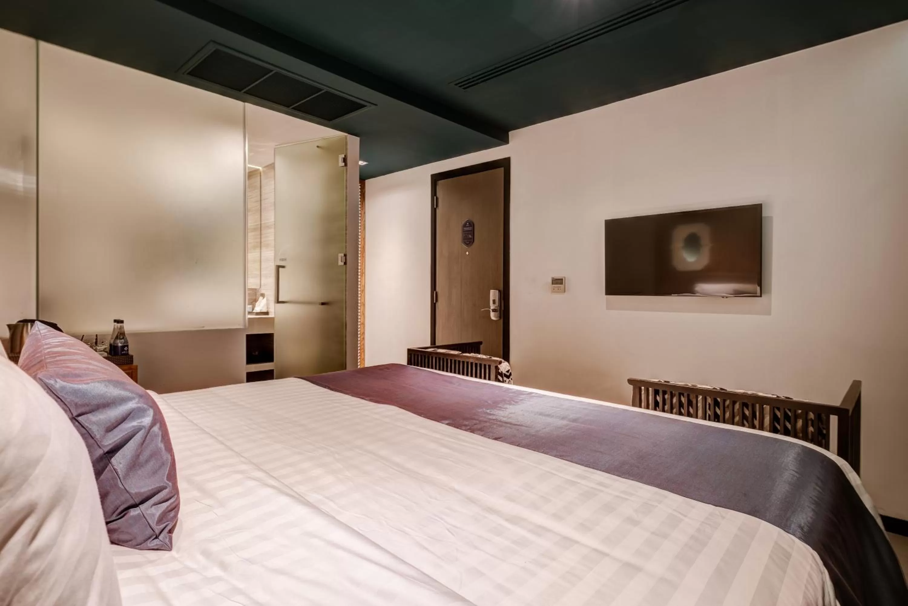 Other, Bed in Sib Kao