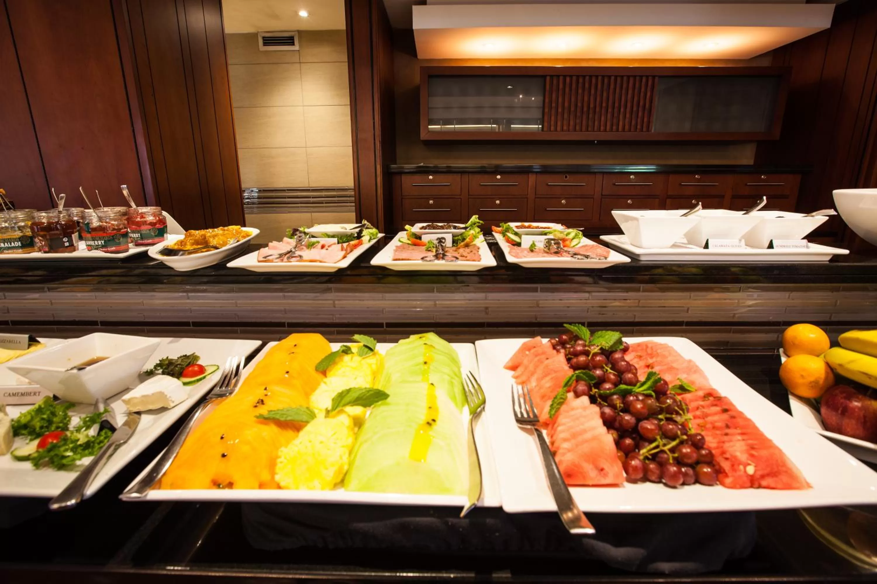 Food in City Lodge Hotel Pinelands