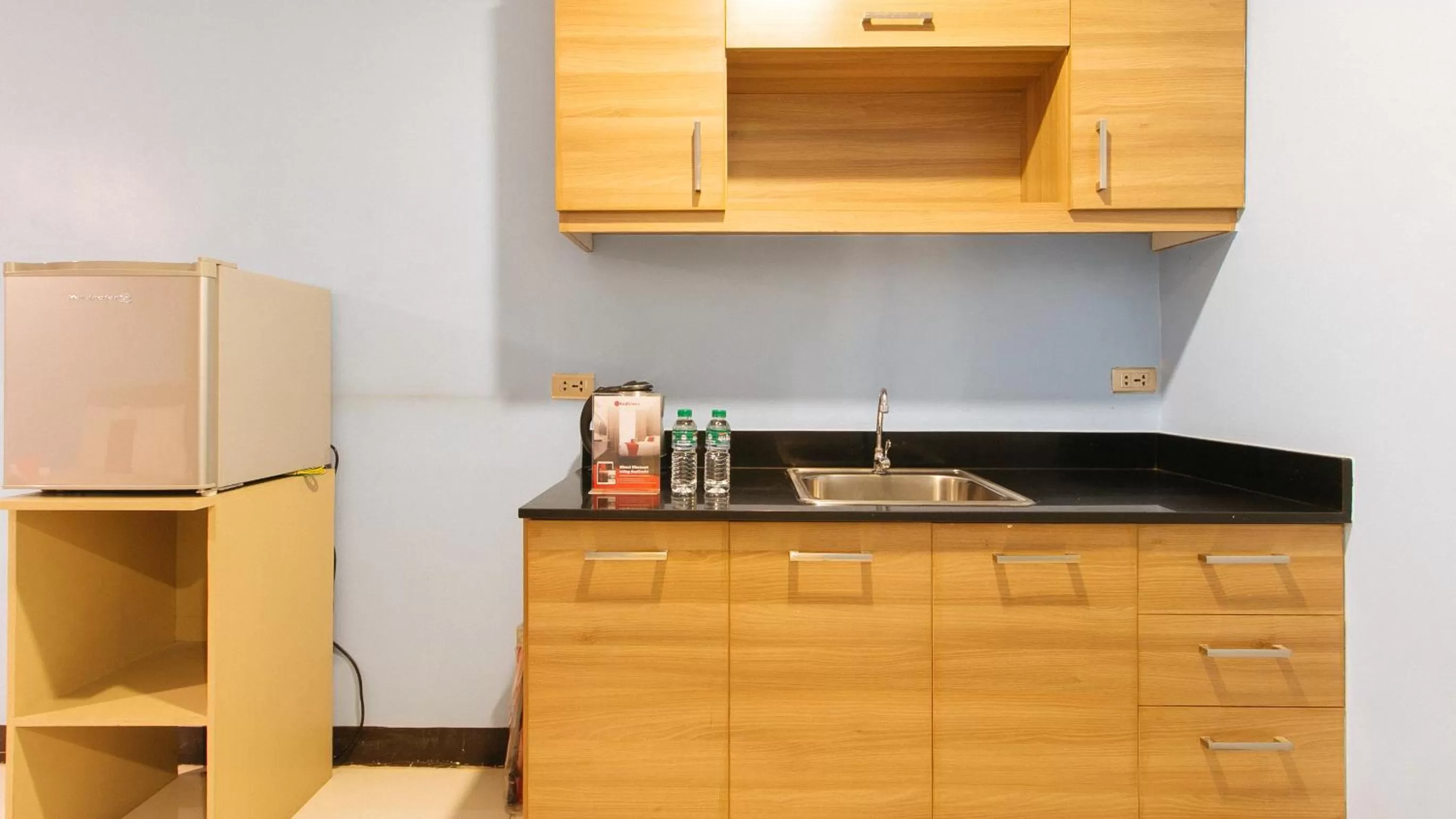 Bedroom in RedDoorz Plus at Kamuning Quezon City