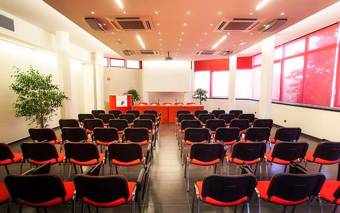 Business facilities in Hotel Europa