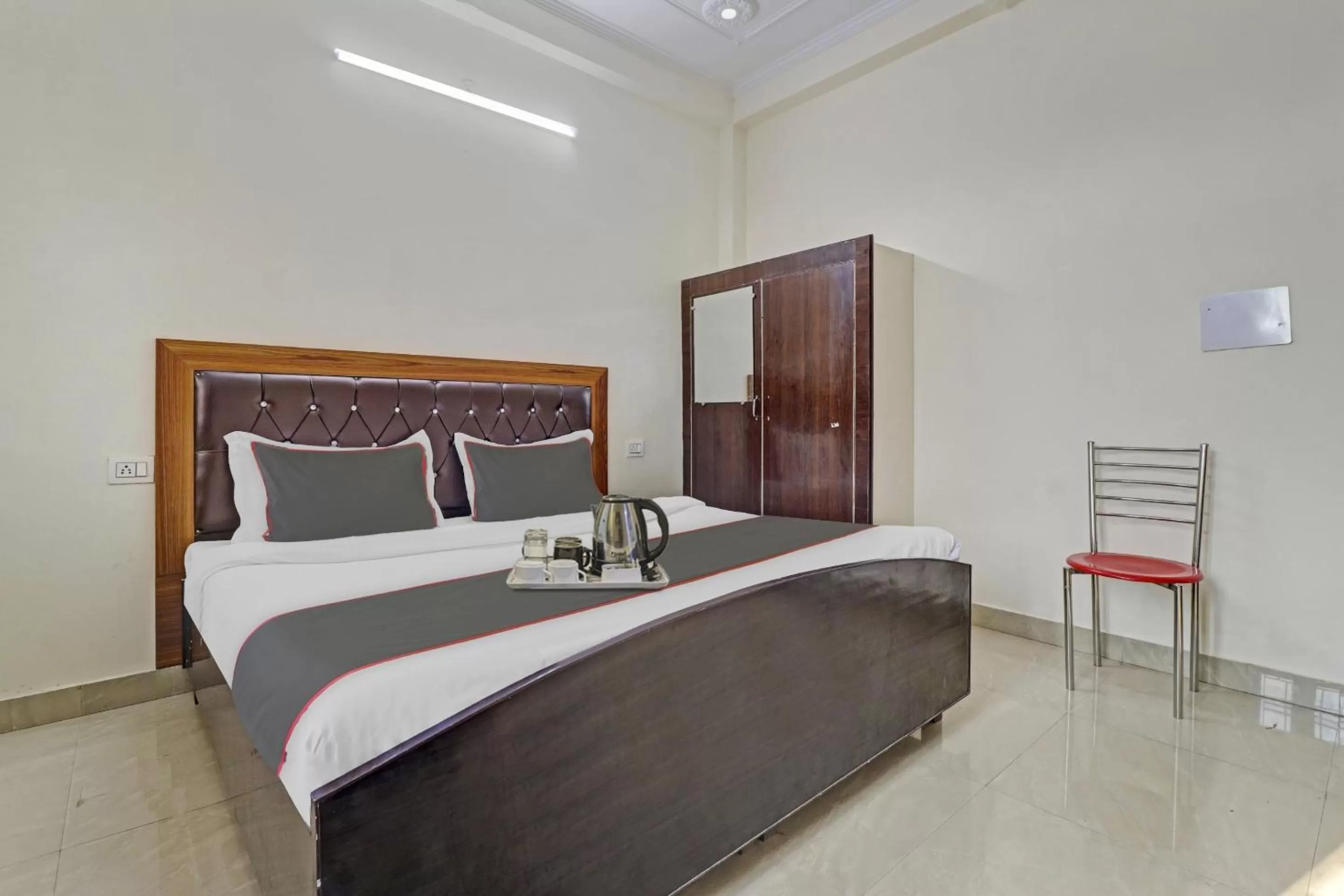 Bedroom, Bed in OYO Flagship Hotel Chandra palace