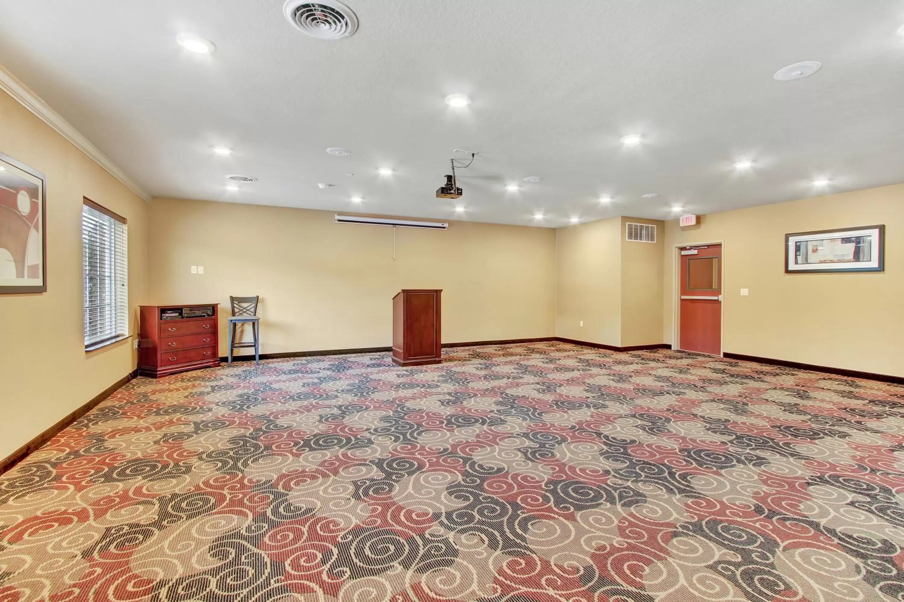 Meeting/conference room in Cobblestone Hotel & Suites - Waynesboro