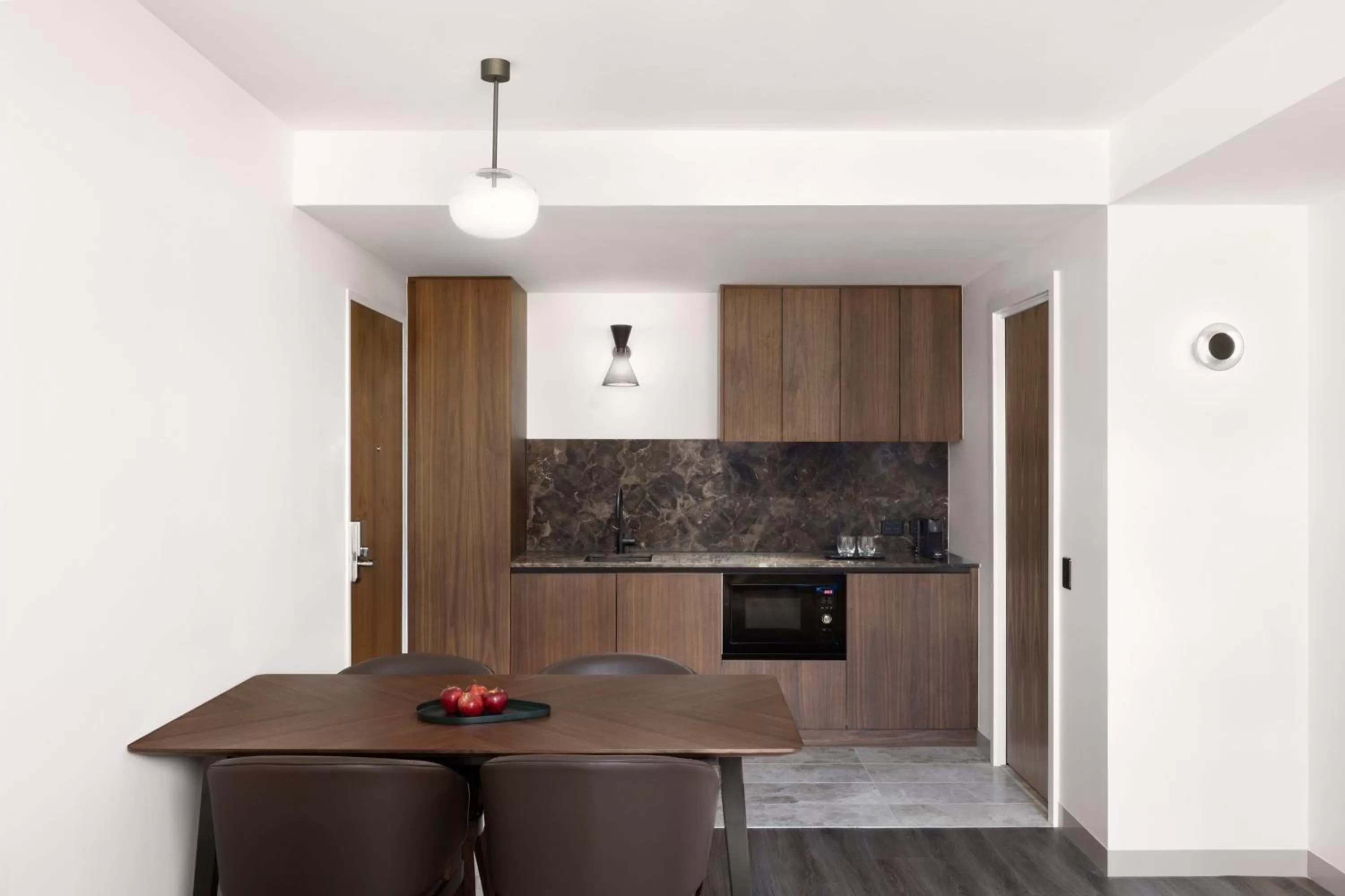 Kitchen or kitchenette in Le Meridien Melbourne