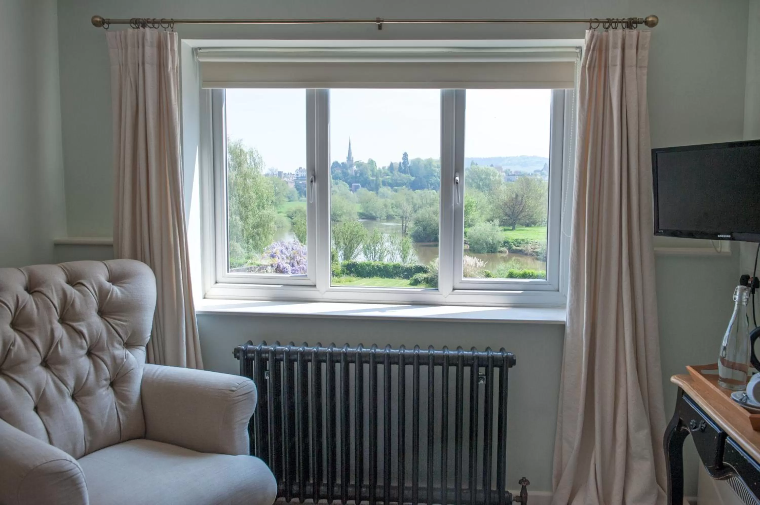 Day, Seating Area in The Bridge House