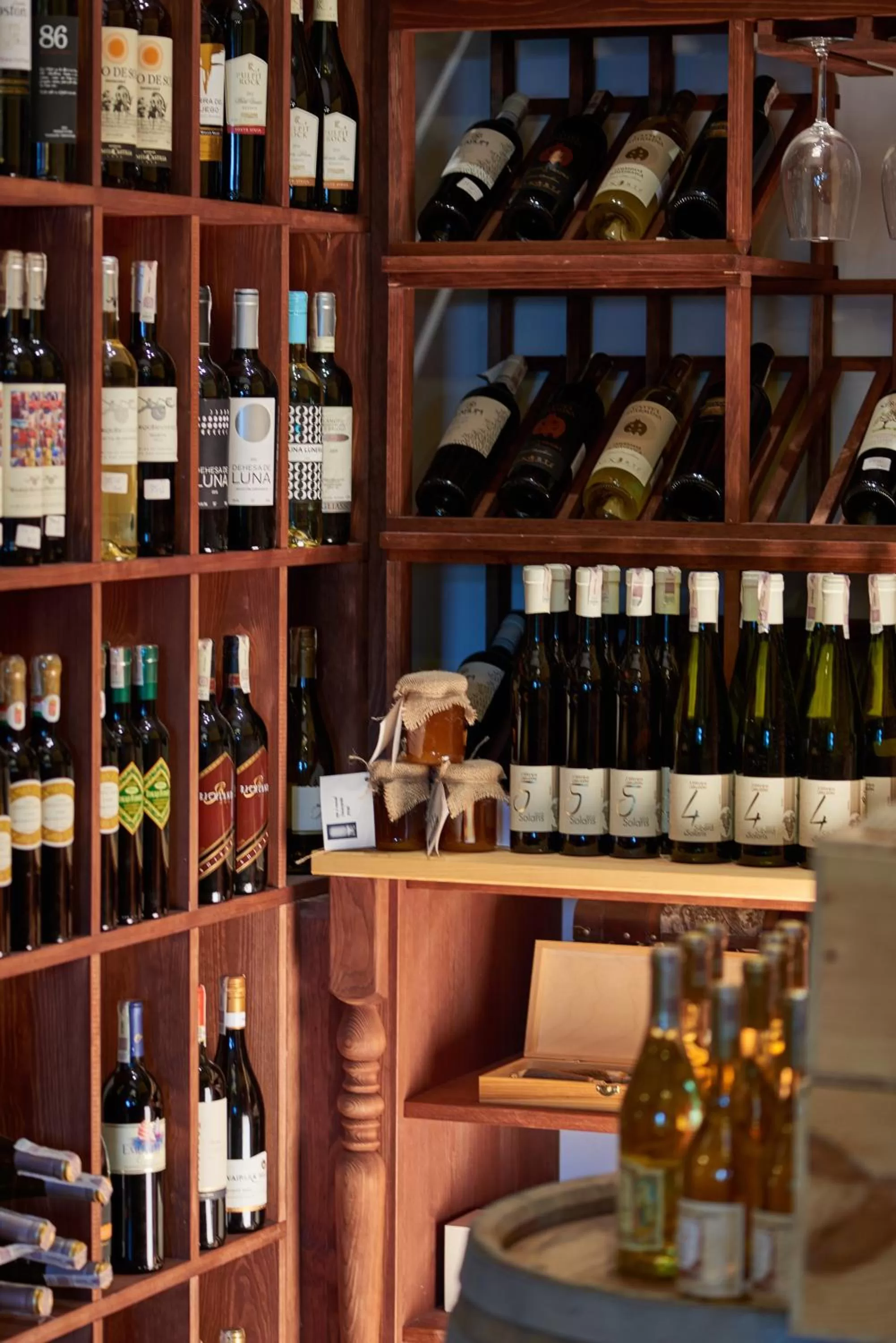 Alcoholic drinks in Folwark Stara Winiarnia