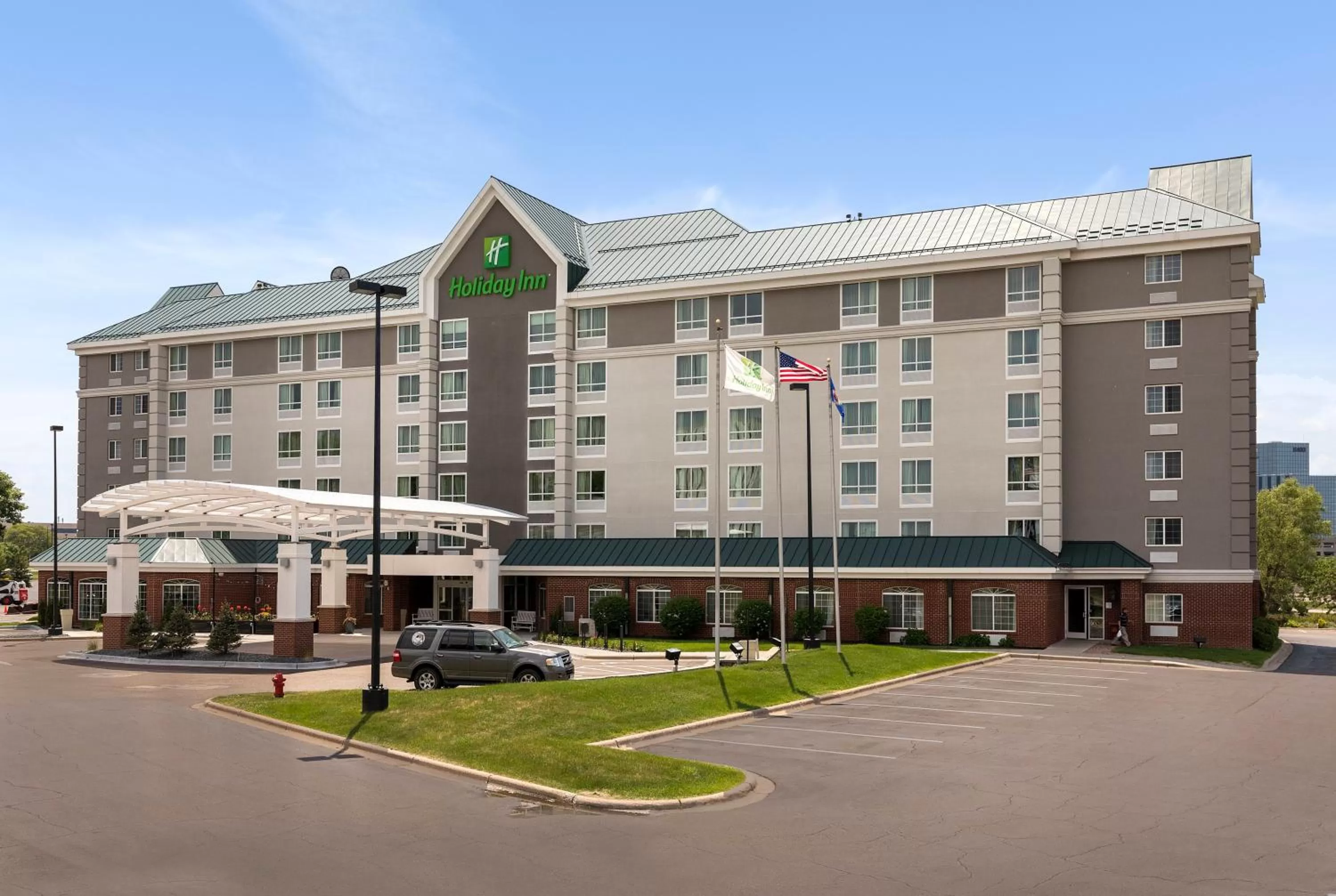Holiday Inn - Bloomington W MSP Airport Area by IHG