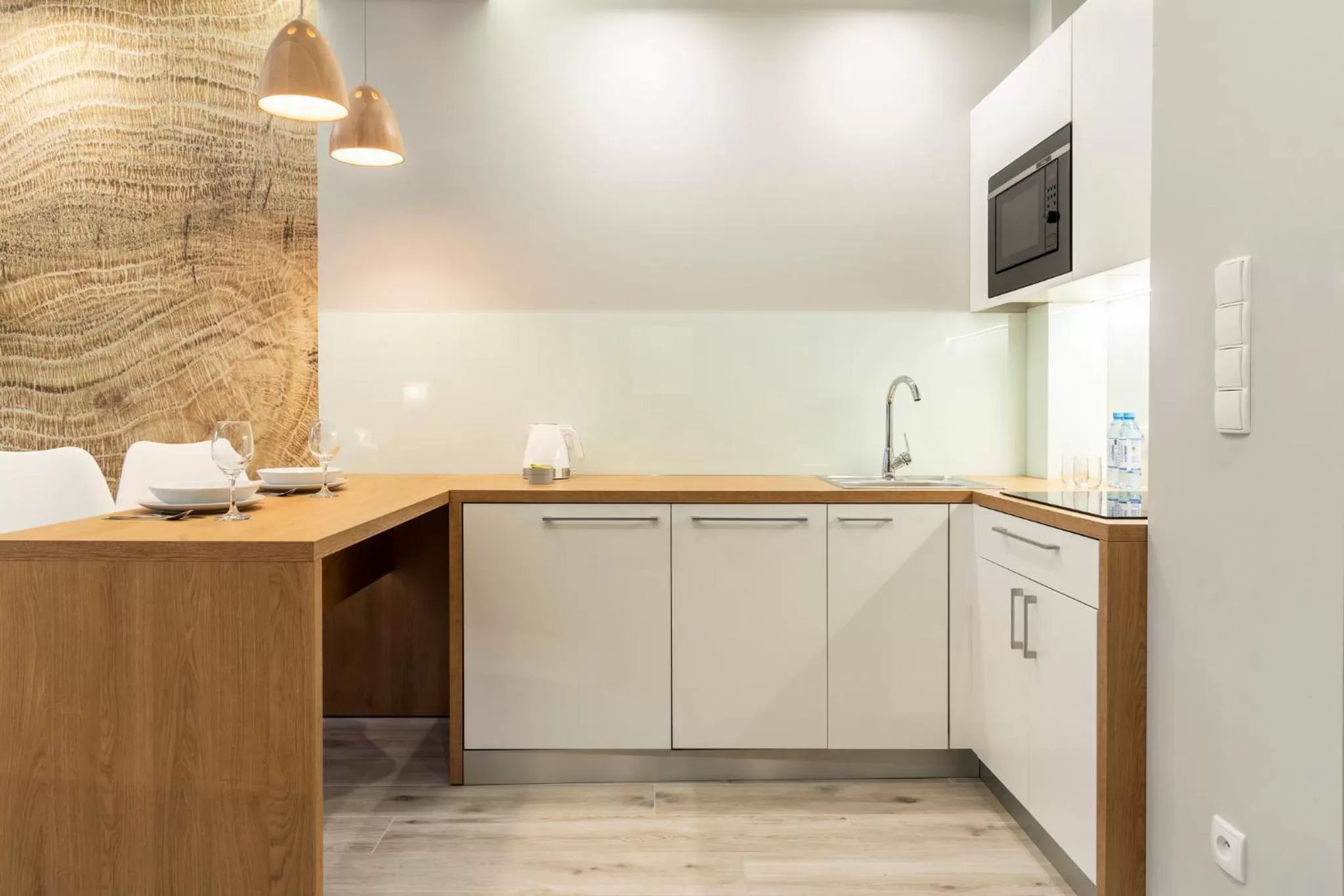 Kitchen or kitchenette in Royal Hill Residence
