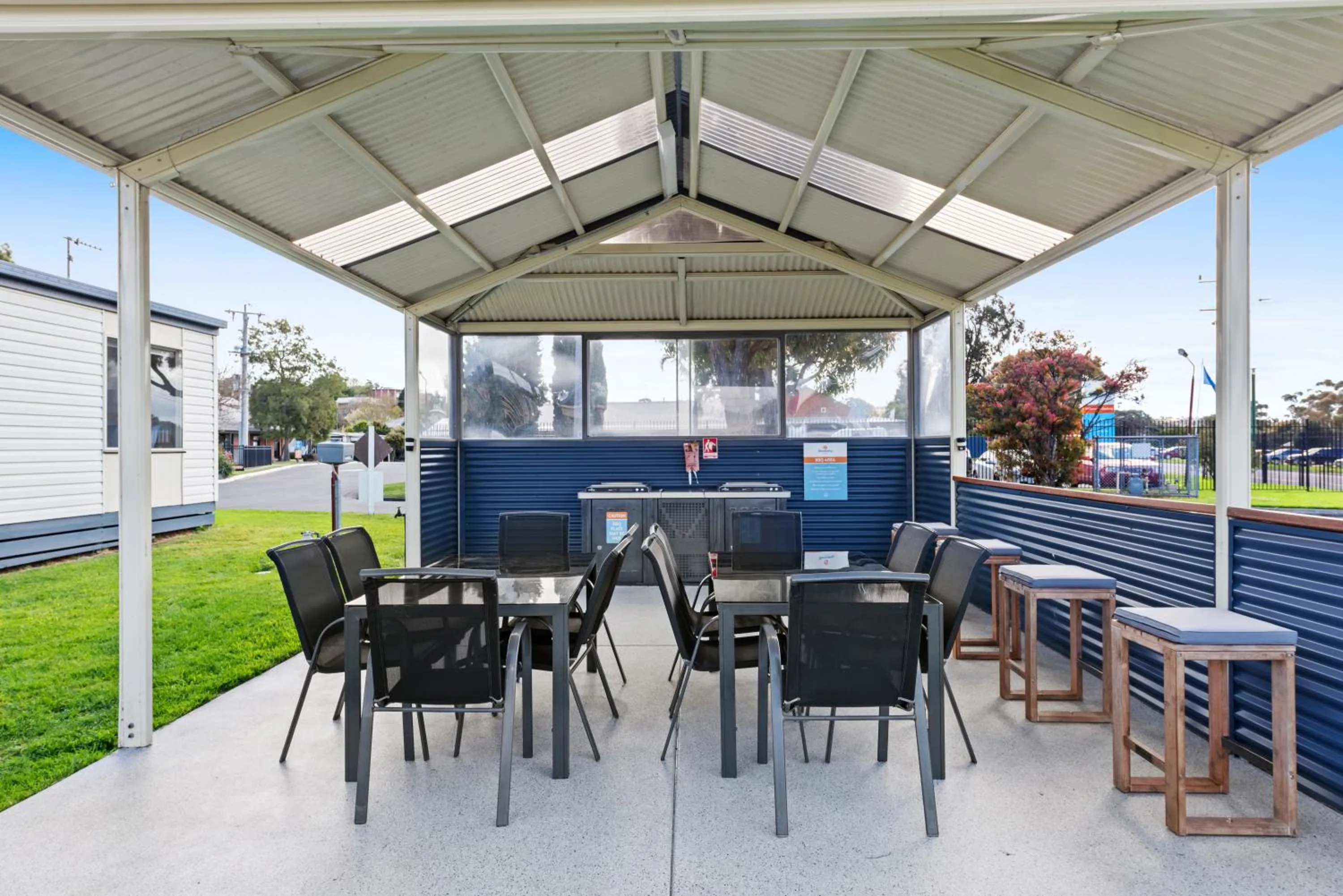 BBQ facilities in Discovery Parks - Geelong