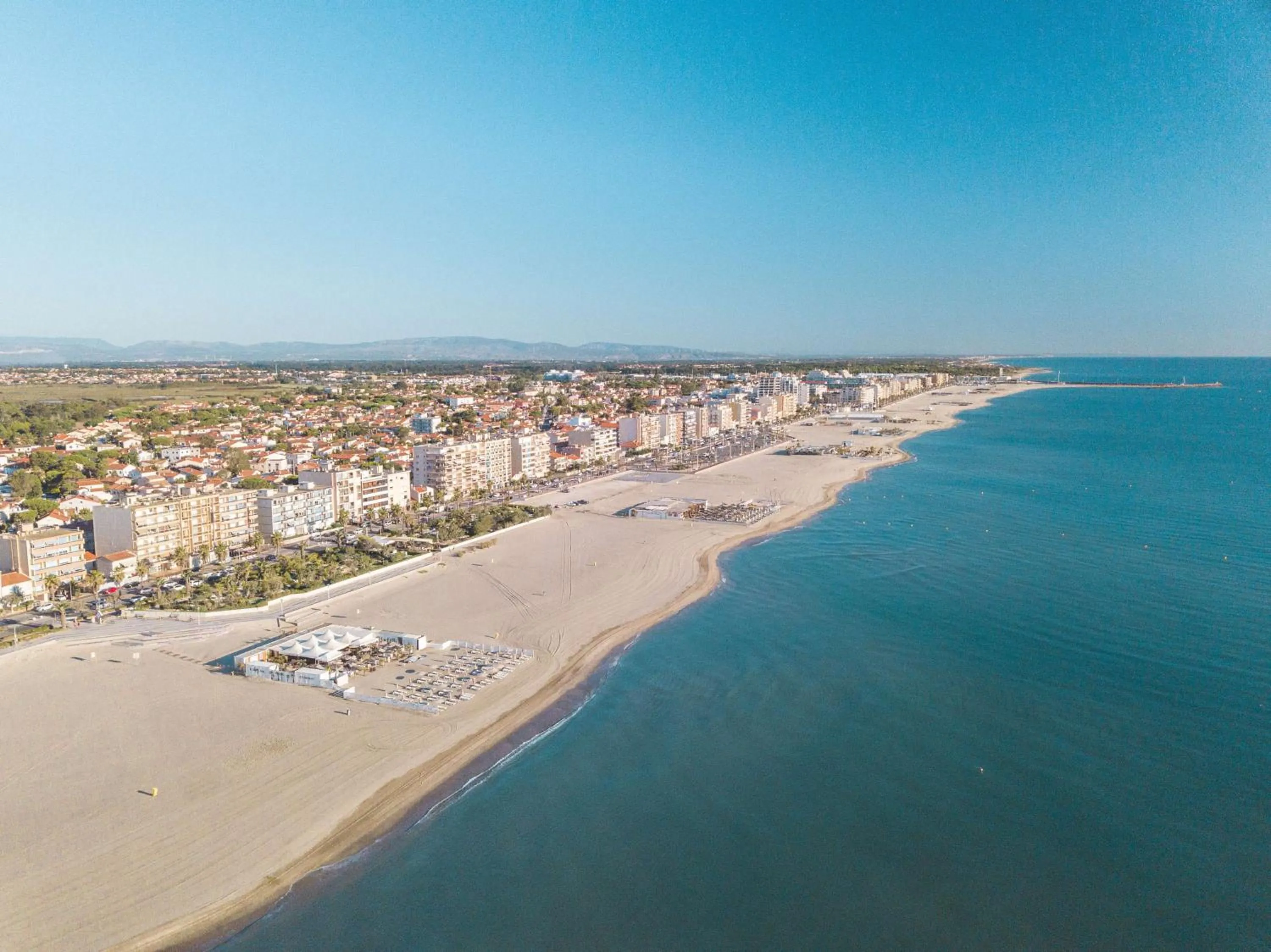Bird's eye view in Best Western Plus Hotel Canet-Plage