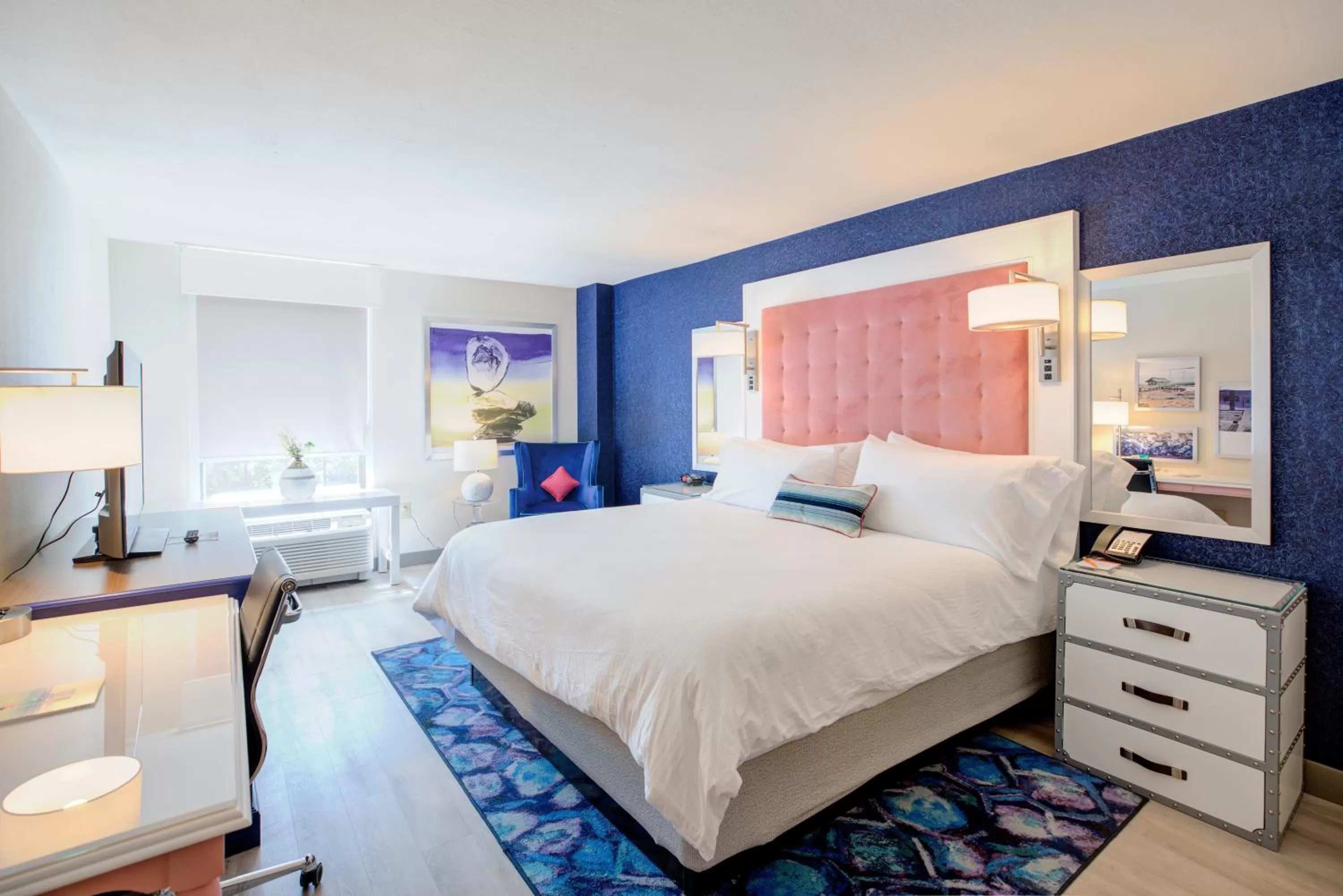 King Mobility Accessible Tub - Non-Smoking in Hotel Indigo Charleston - Mount Pleasant, an IHG Hotel