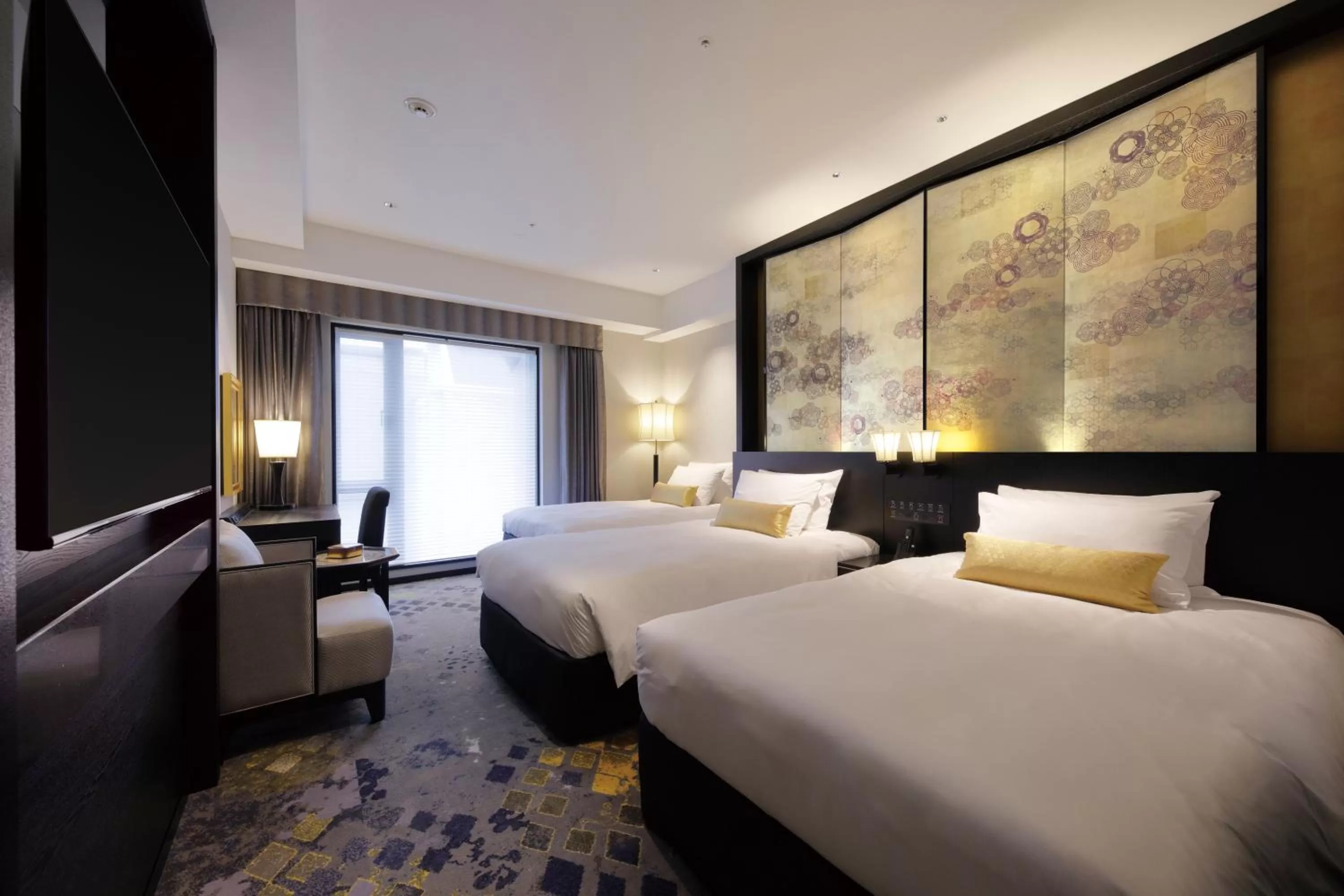 Photo of the whole room, Bed in THE HOTEL SANRAKU KANAZAWA 21th December 2022 OPEN