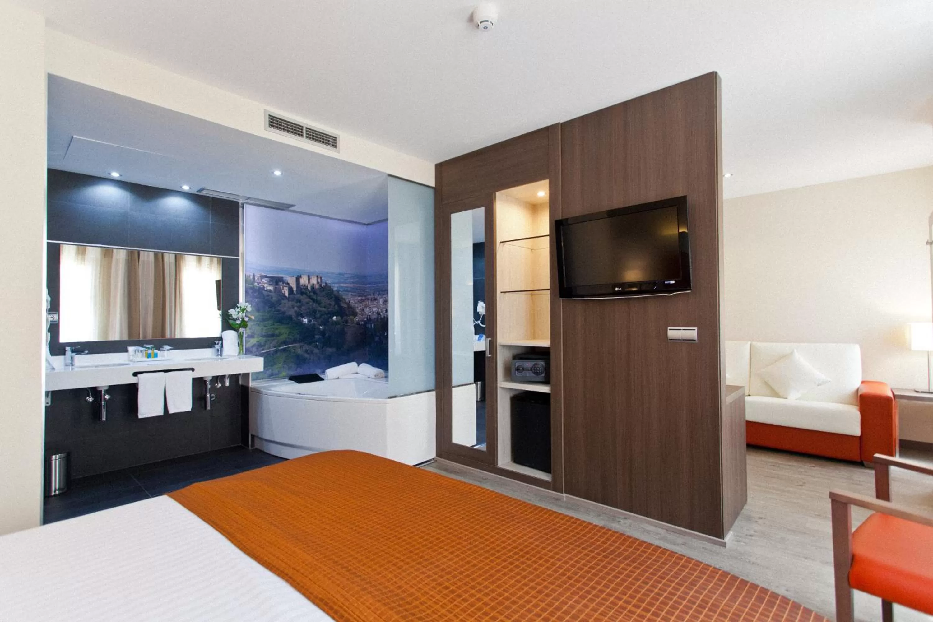 Hot Tub, Bed in Porcel Sabica