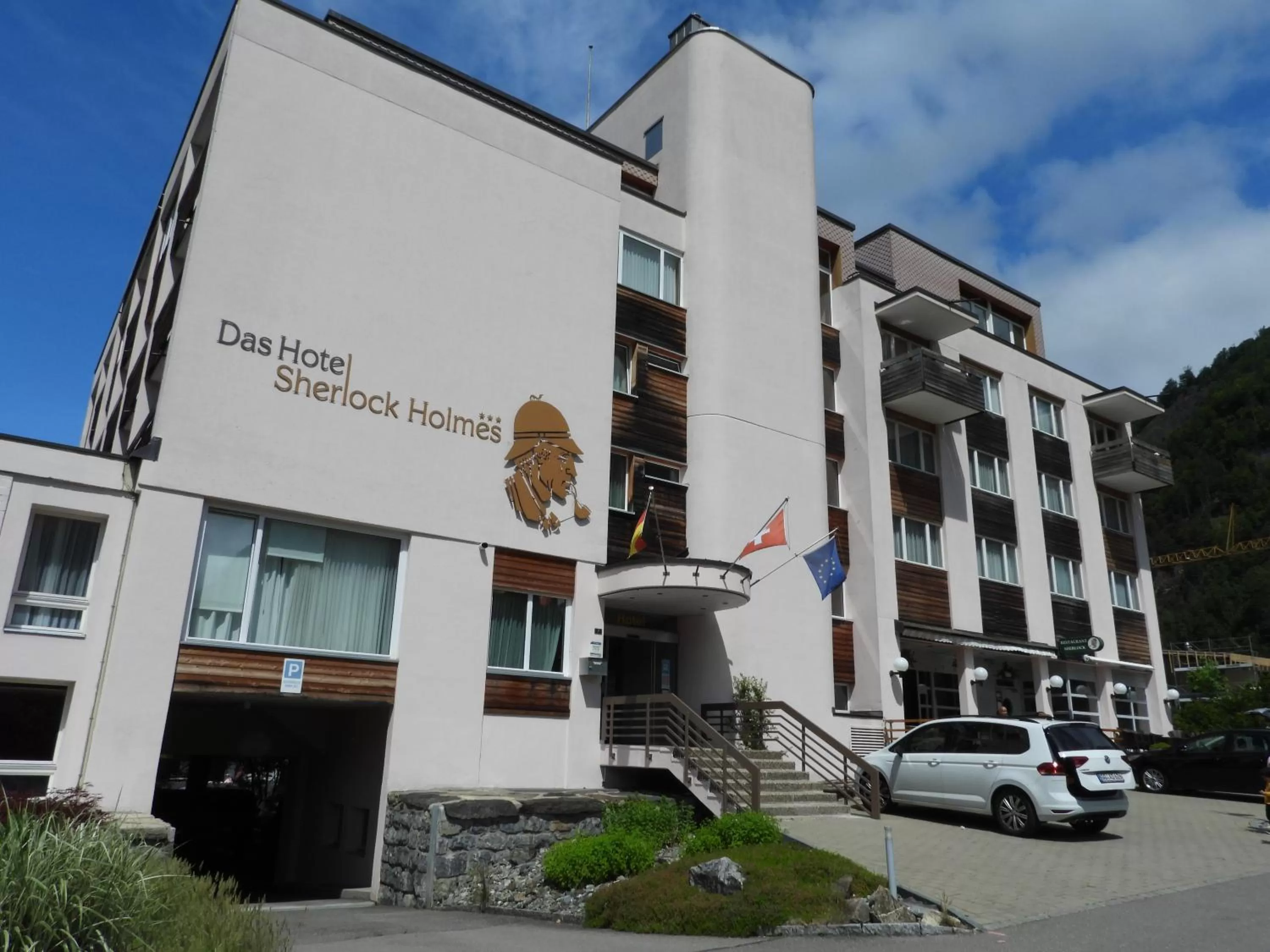 Hotel Sherlock Holmes & Khana Restaurant "nur 200 m zur Gondelbahn Hasliberg"