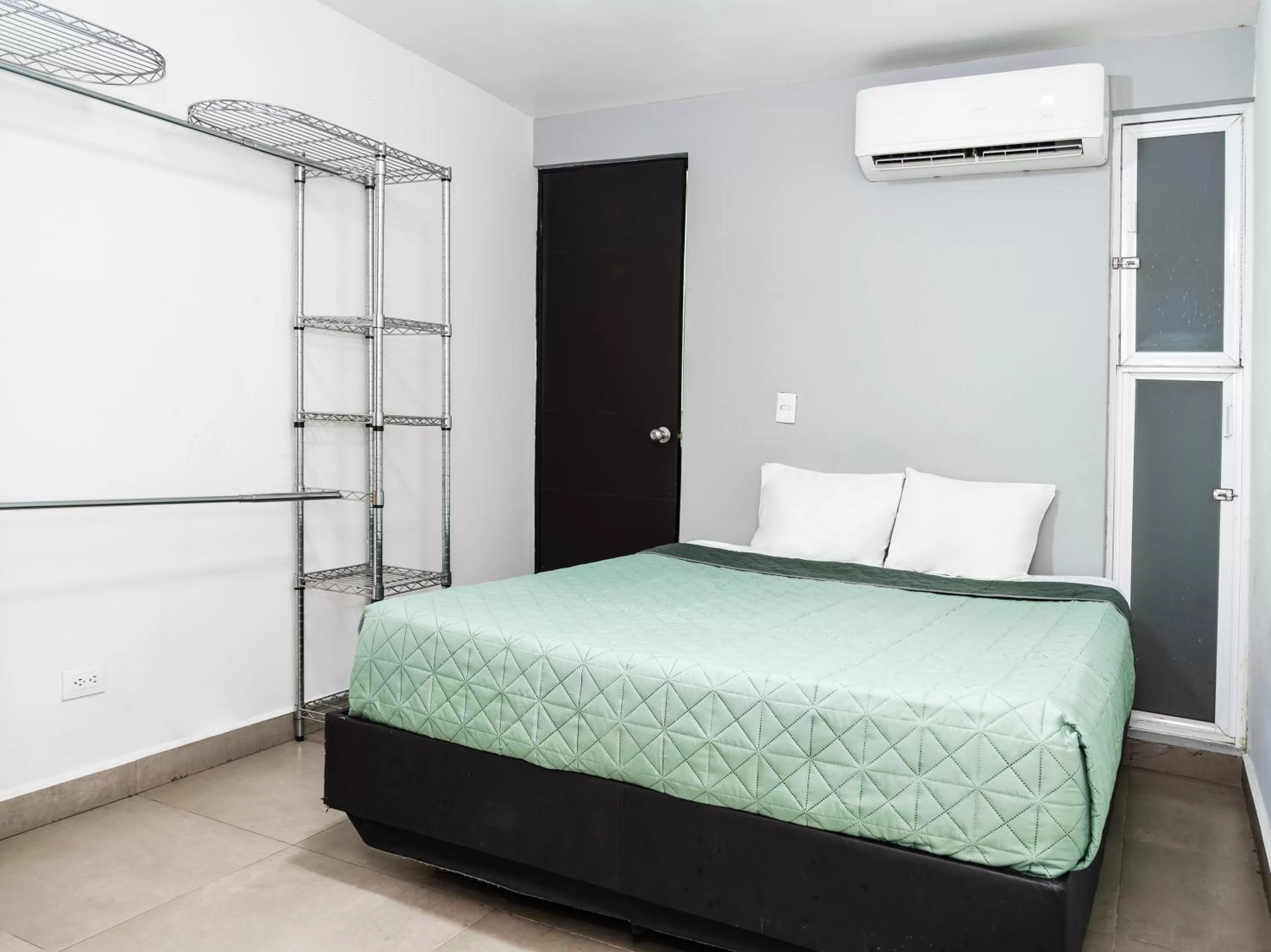 Bed in ADHOC Express