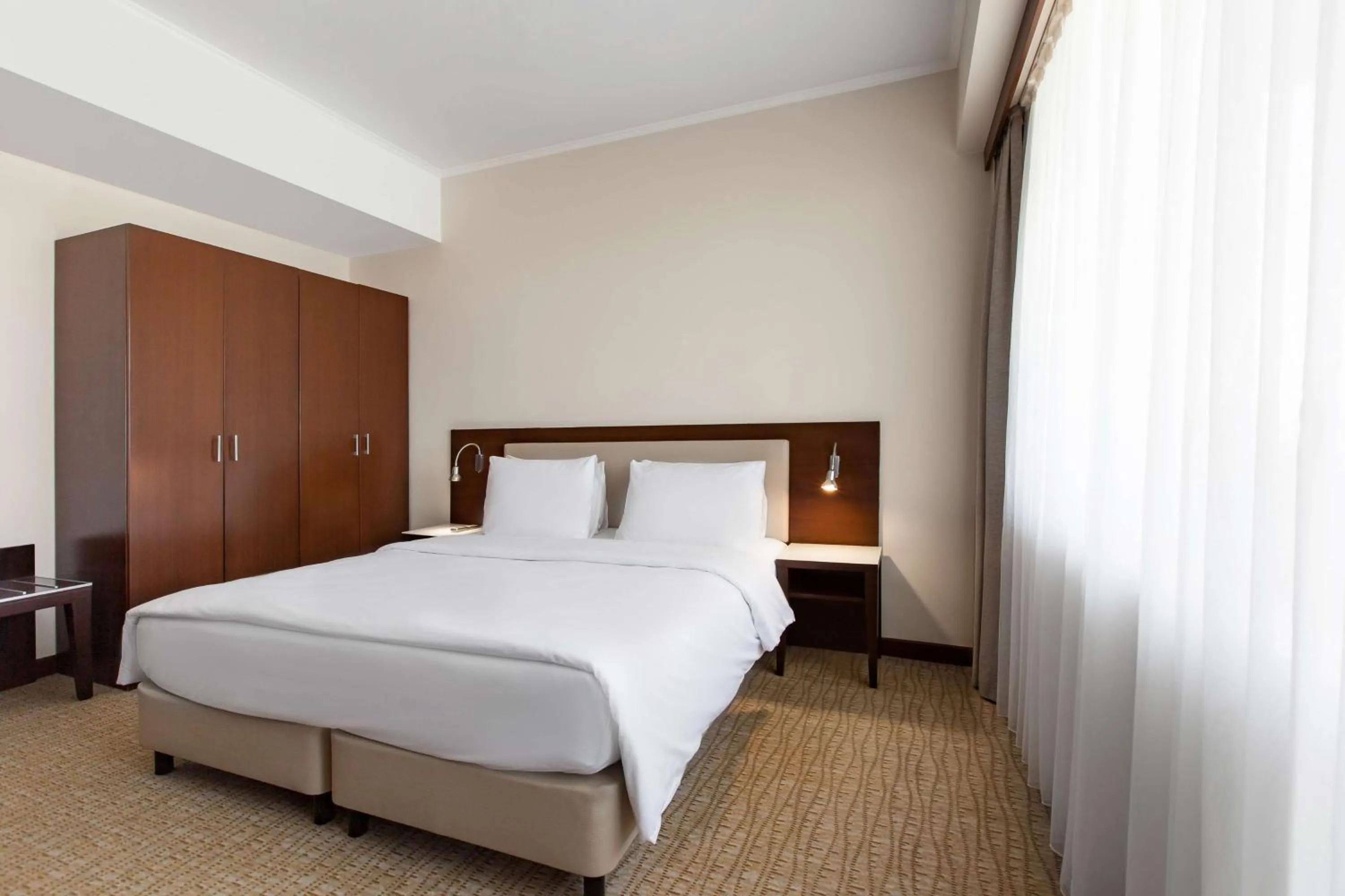 Guests, Bed in Radisson Blu Ankara