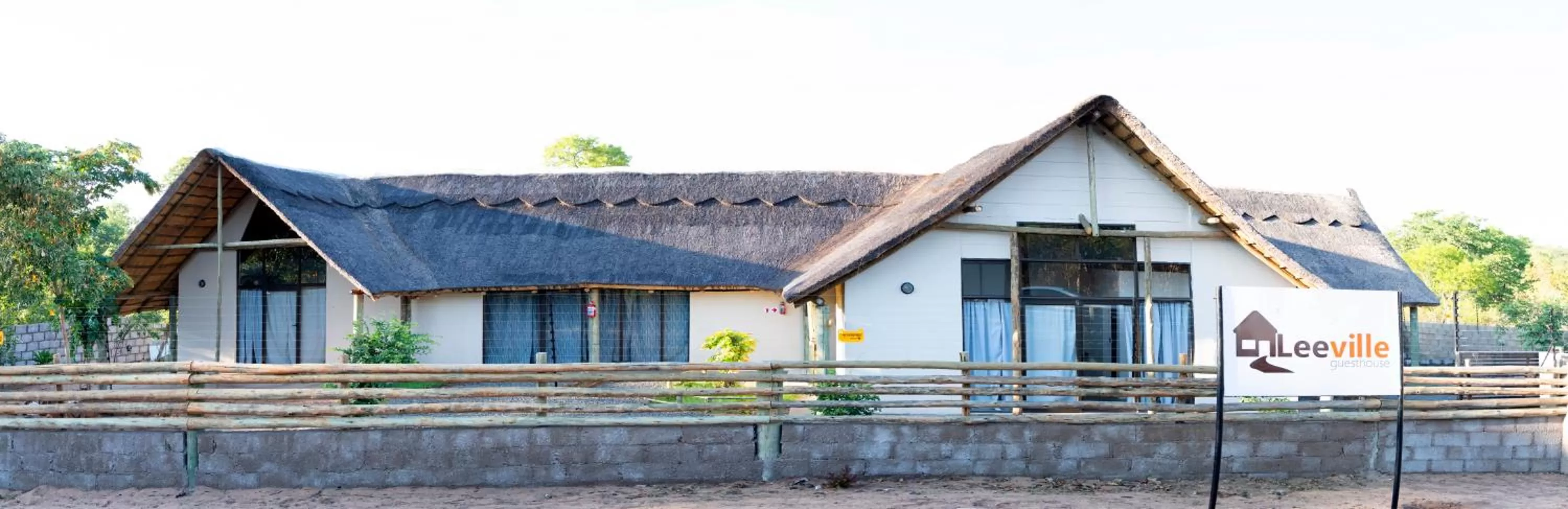 Property Building in Leeville Guesthouse