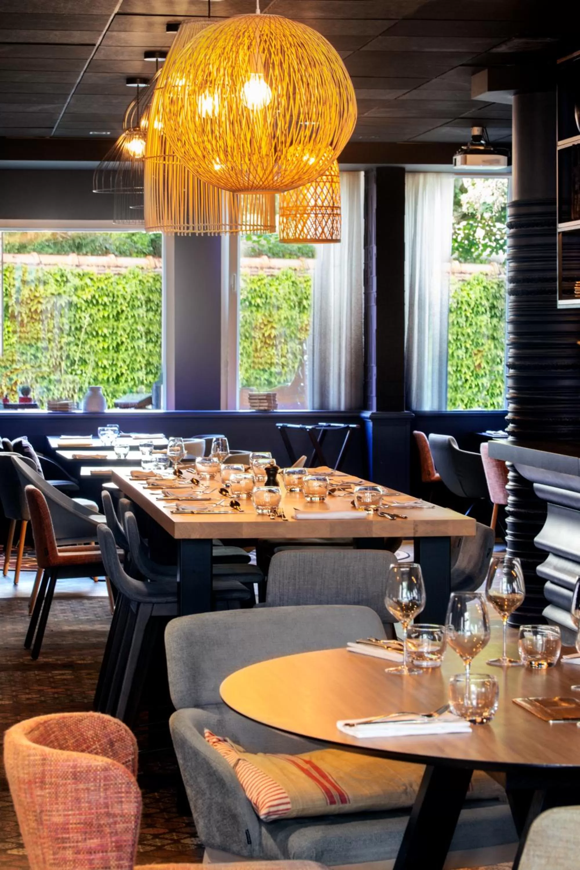 Restaurant/Places to Eat in Mercure Château de Fontainebleau