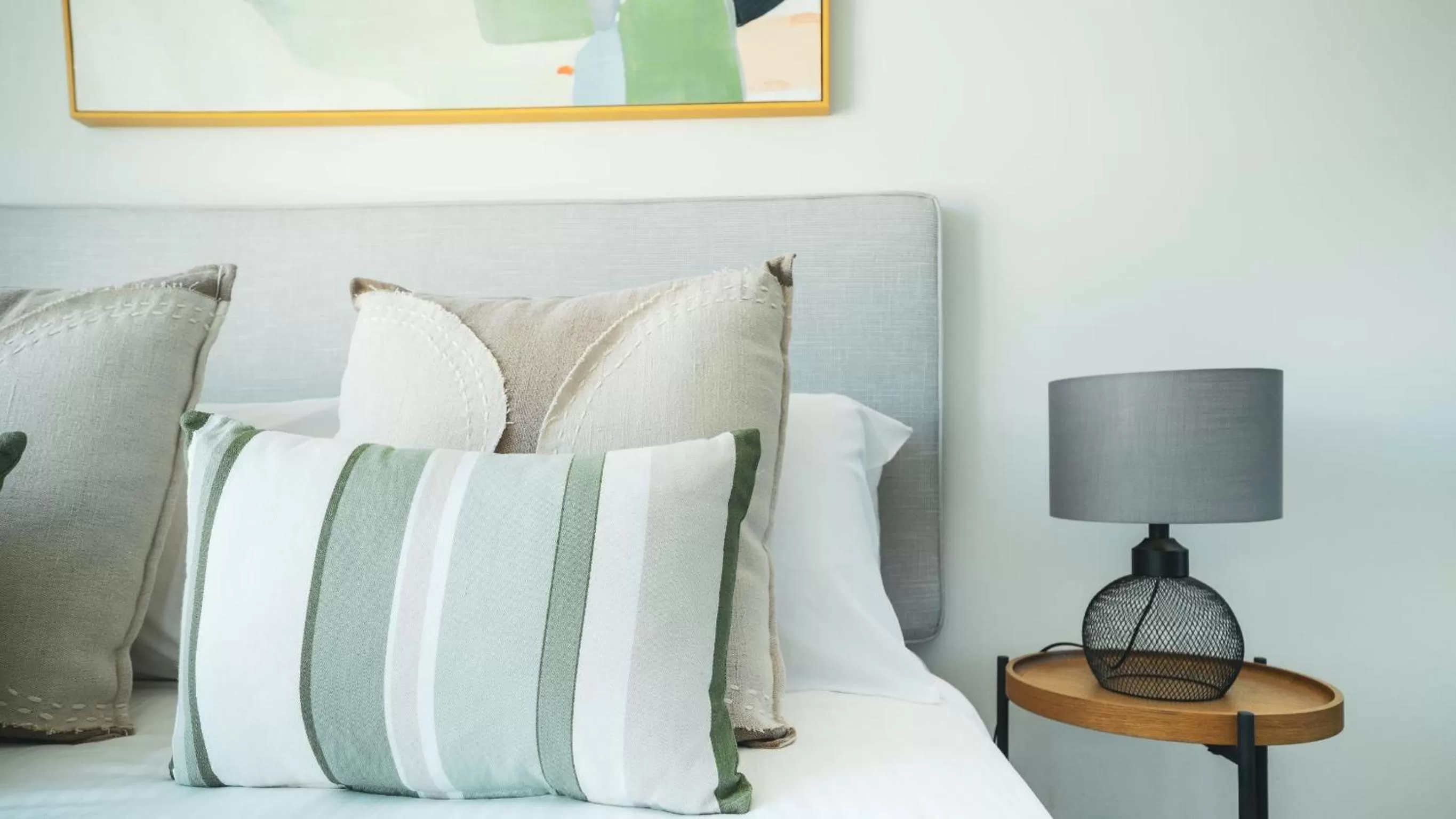 Bed in Vue Broadbeach - Official