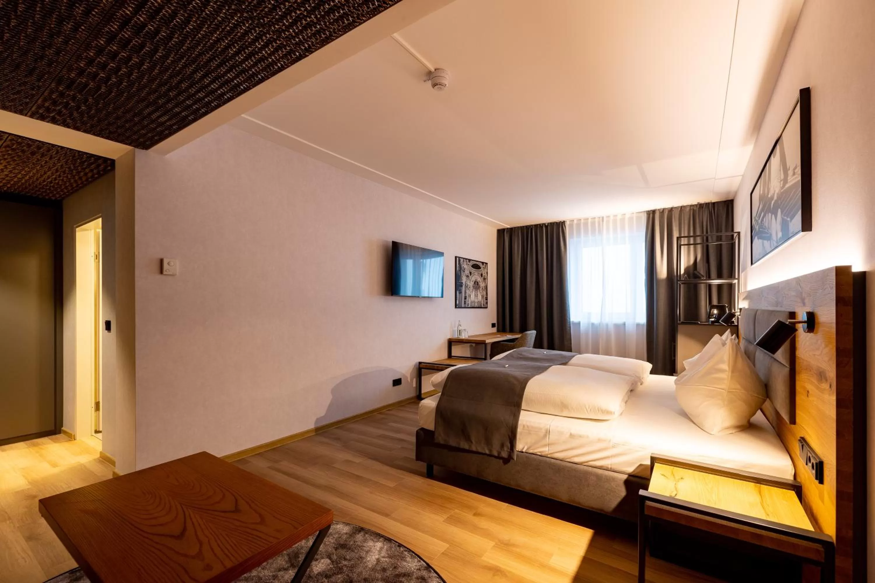 View (from property/room), Bed in mk hotel passau