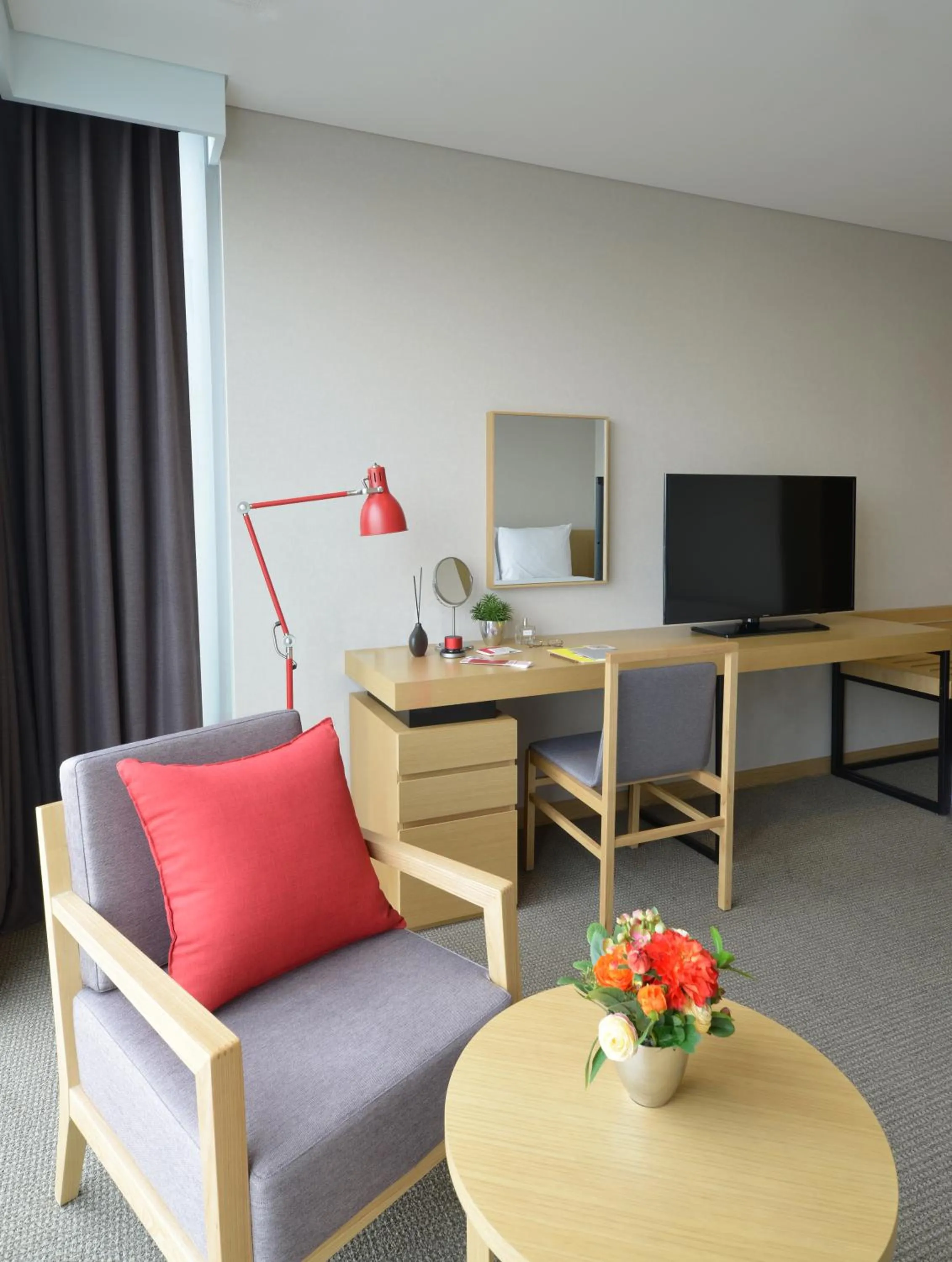 TV and multimedia in Harbor Park Hotel