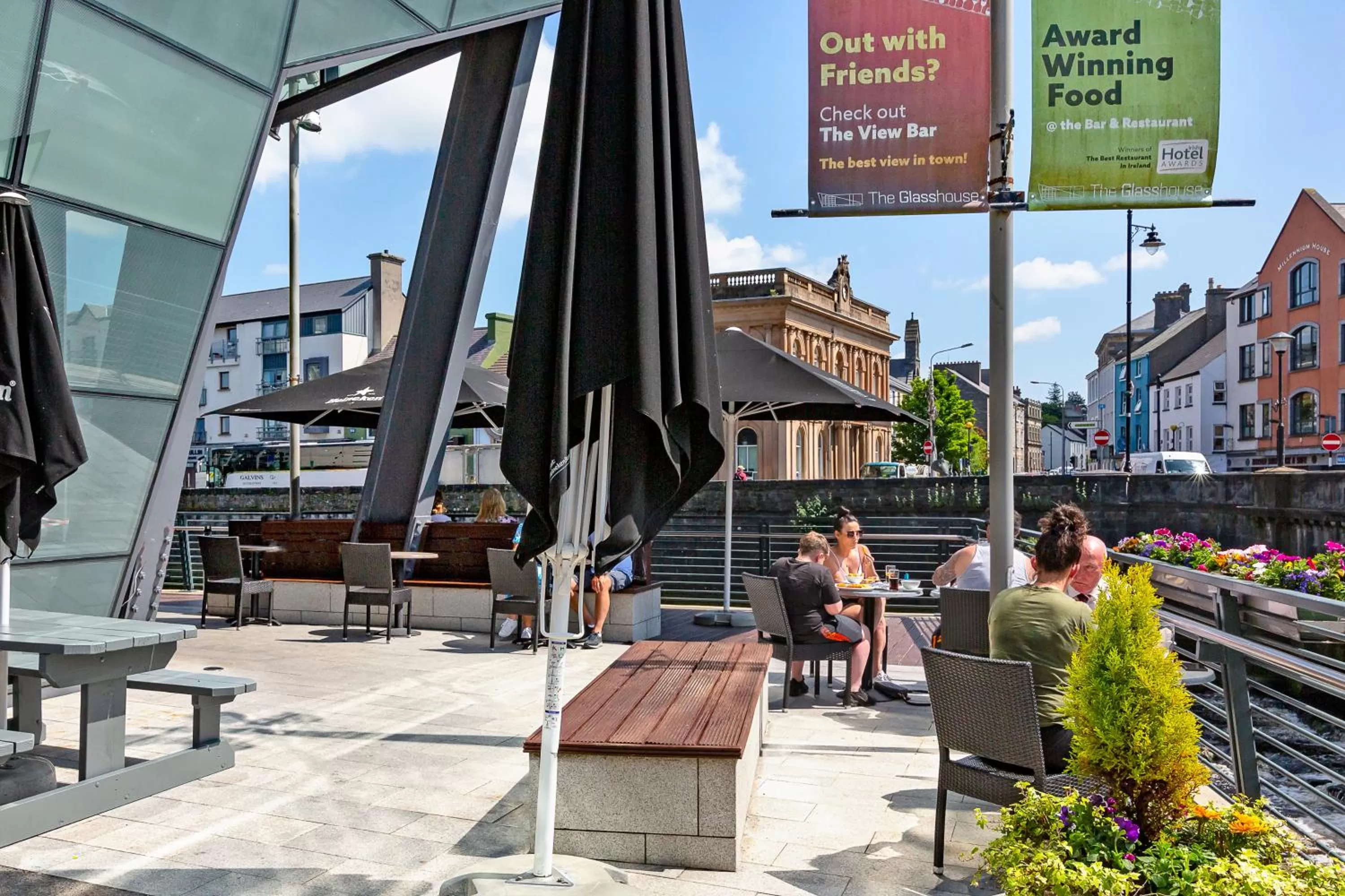 Restaurant/places to eat in The Glasshouse