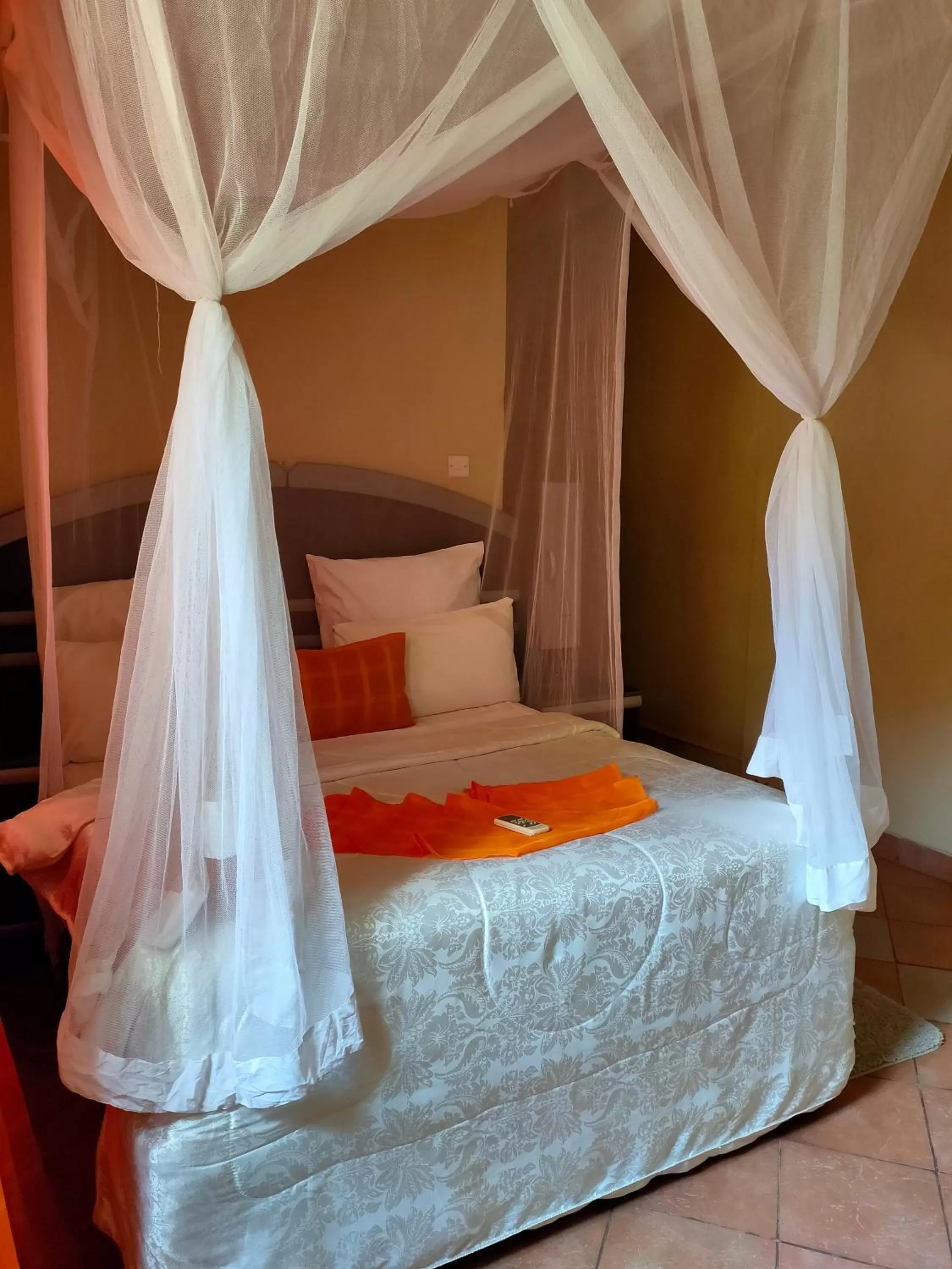 Bed in Golden Days Lodge