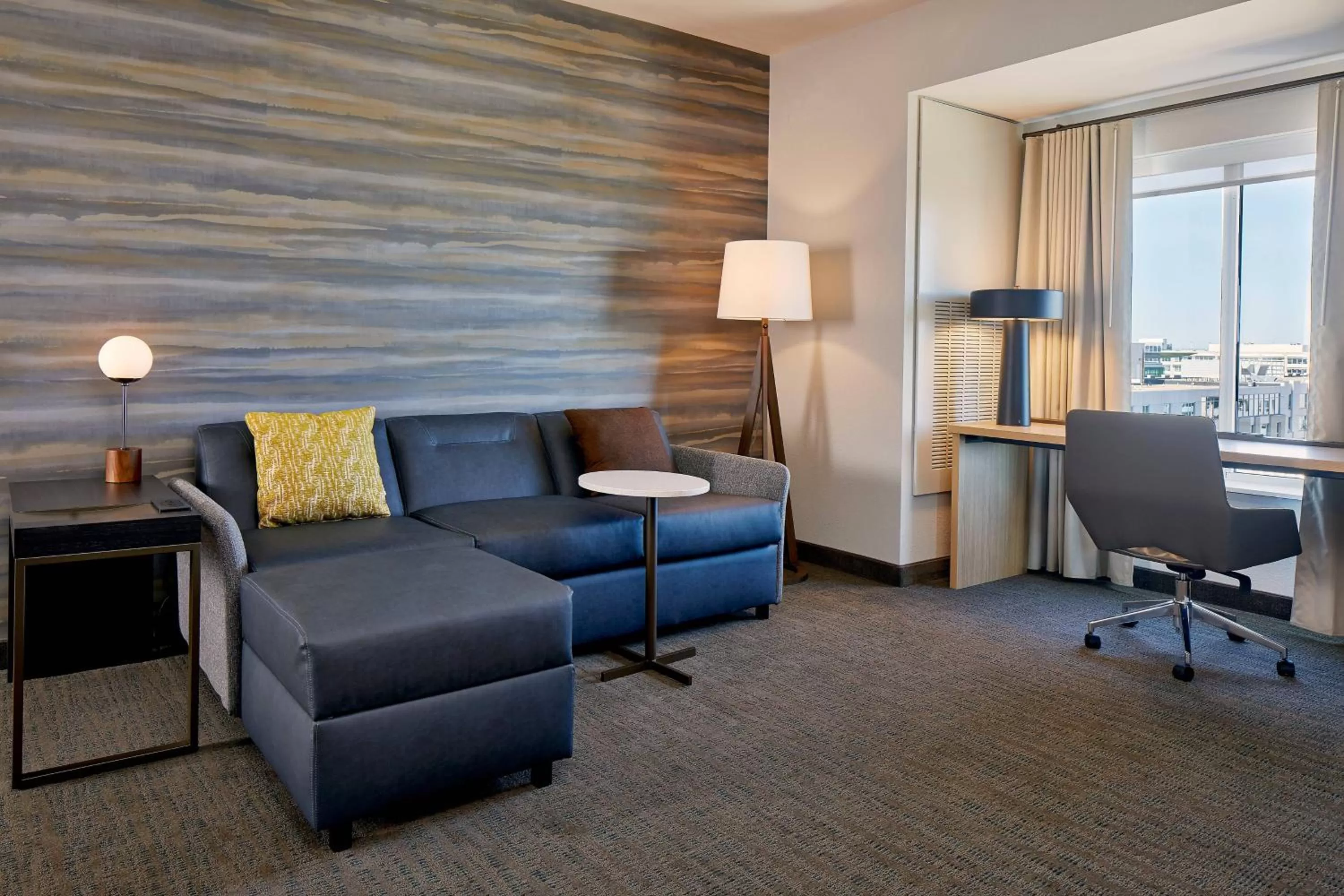 Living room in Residence Inn by Marriott Cleveland University Circle/Medical Center