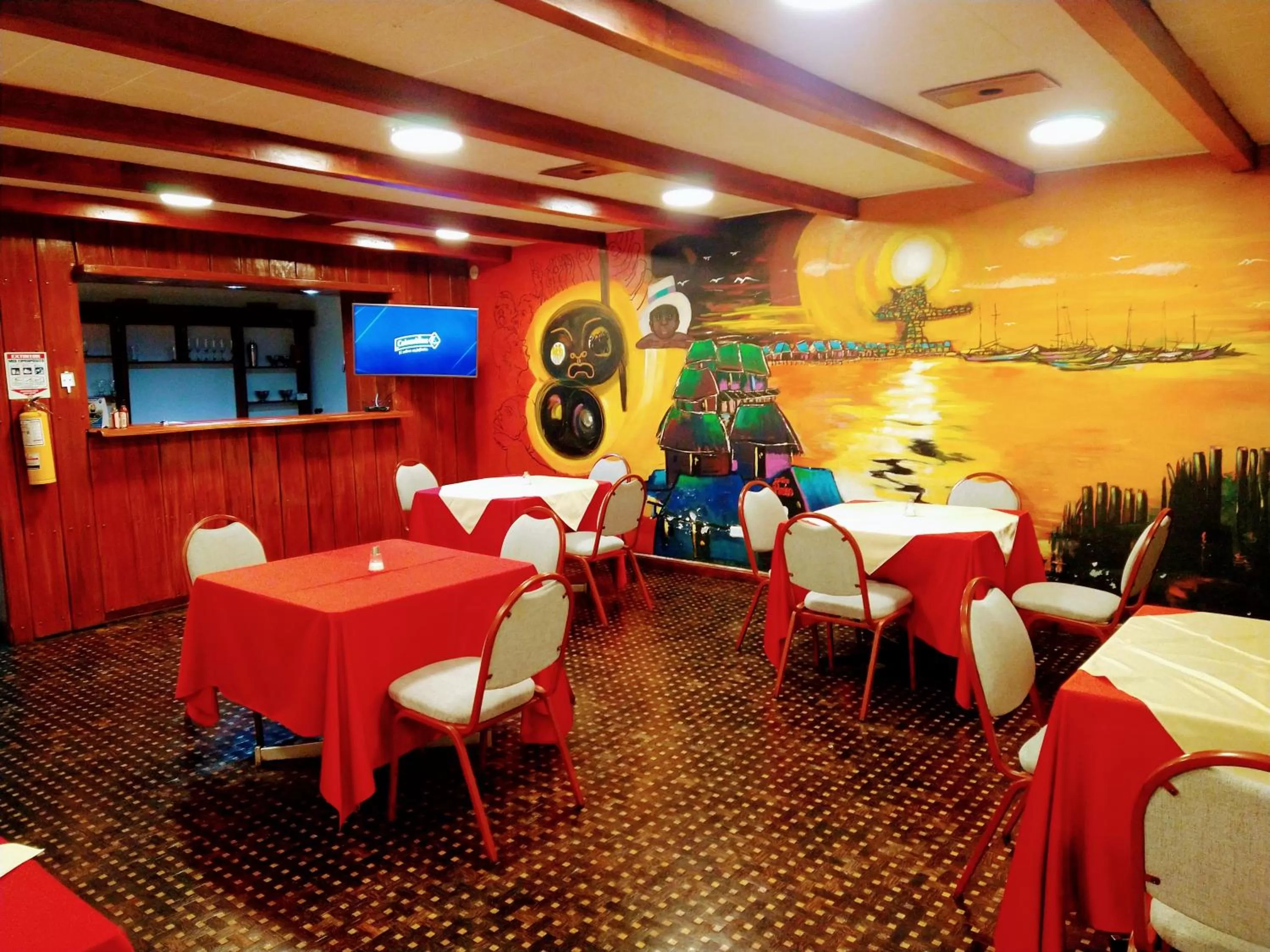 Restaurant/Places to Eat in Hotel Morasurco
