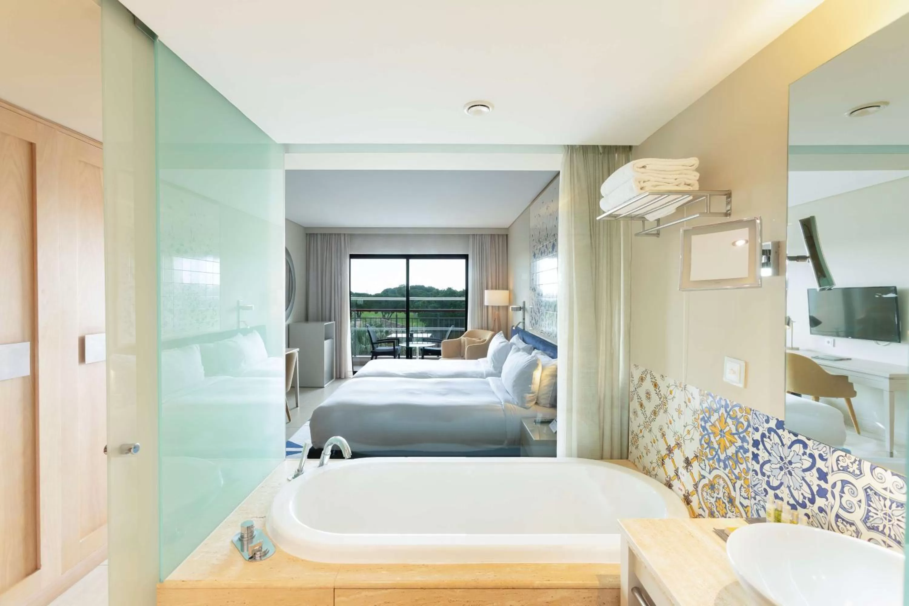 Bathroom, Bed in Hilton Vilamoura