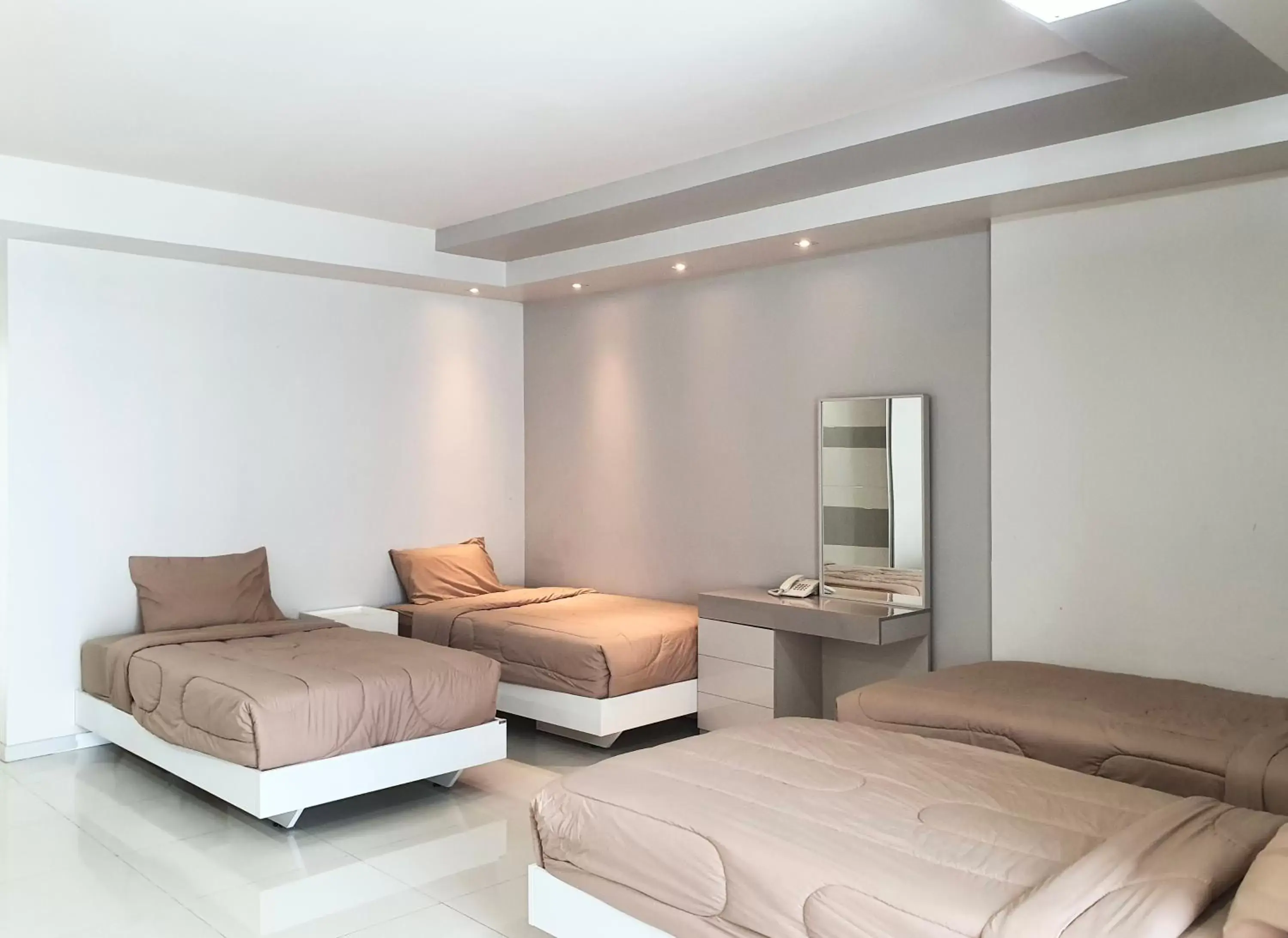 Premium Quadruple Room in The Sriracha Residence Premium Quadruple Room in The Sriracha Residence