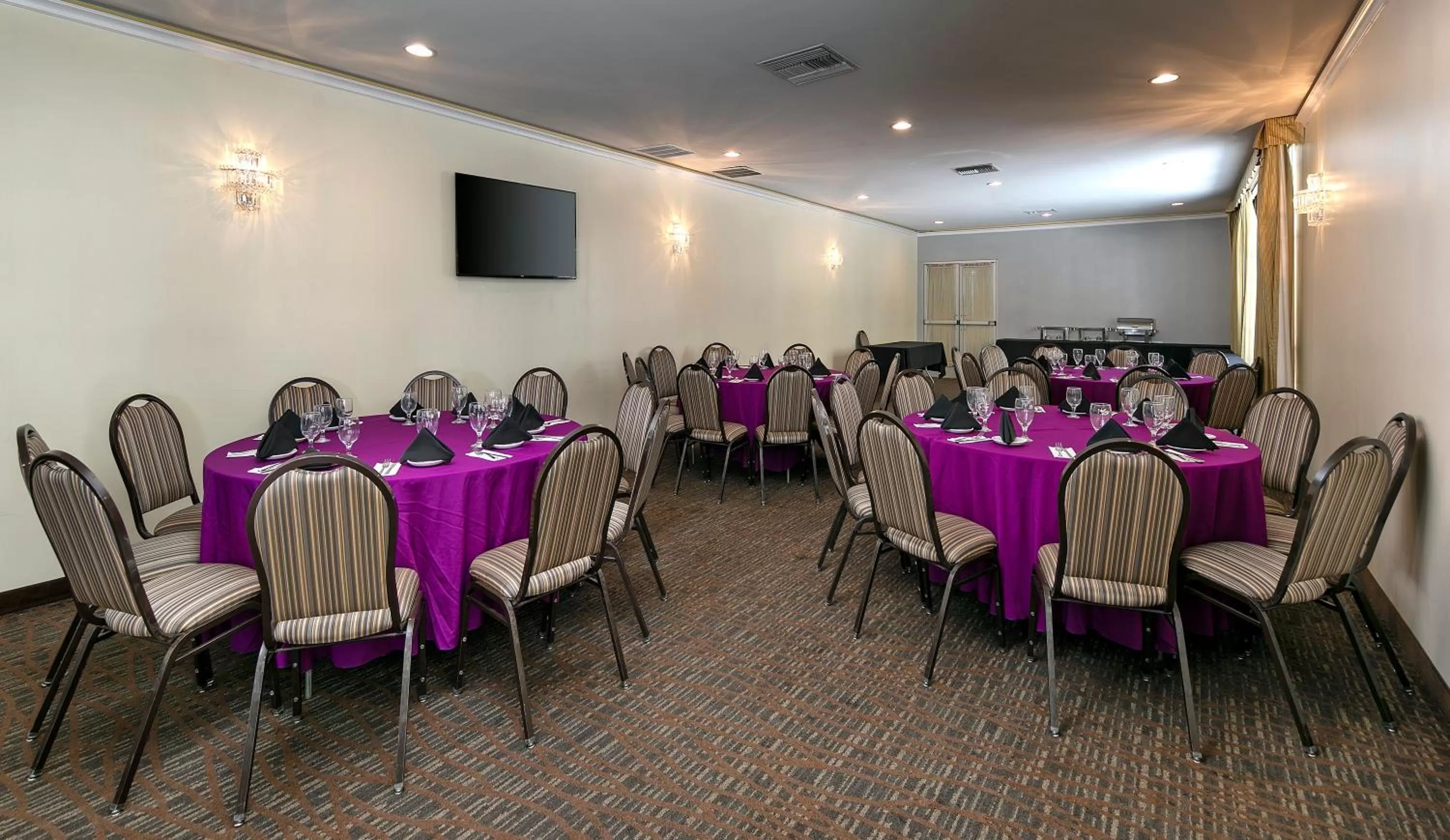Meeting/conference room in Holiday Inn West Covina by IHG