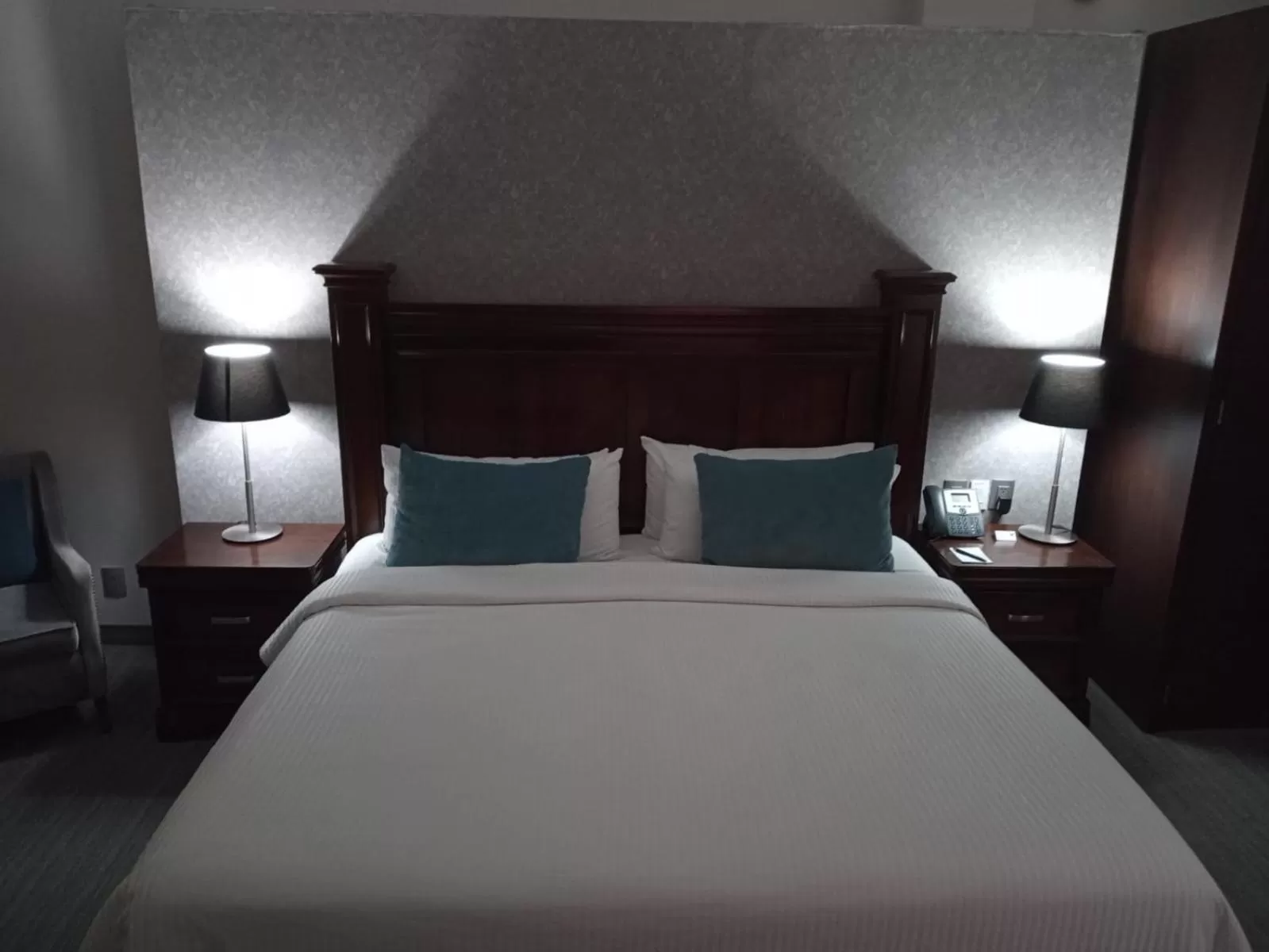 Bed in Gran Hotel Concordia San Luis Potosi