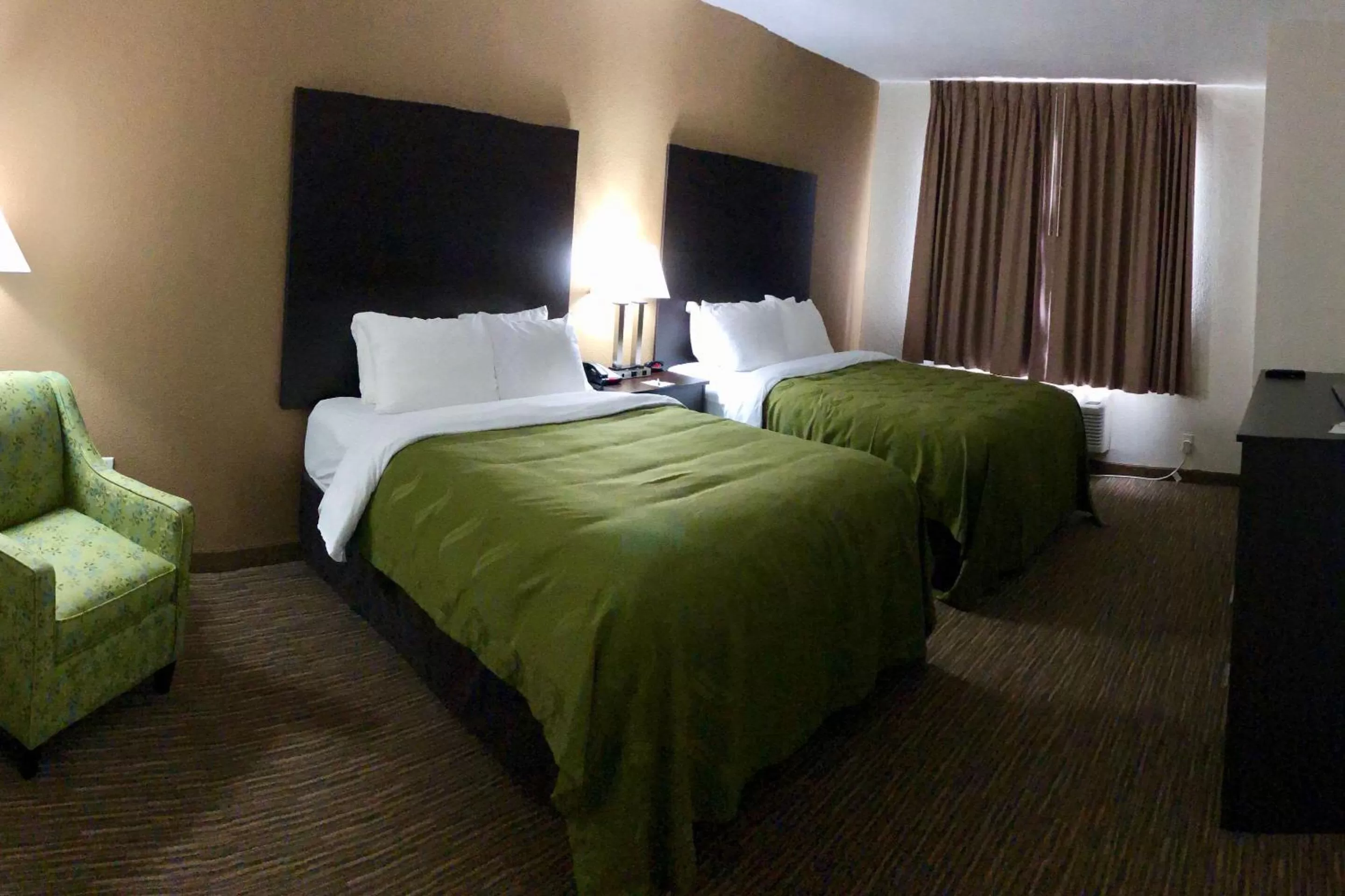 Bedroom, Bed in Quality Inn & Suites Paragould