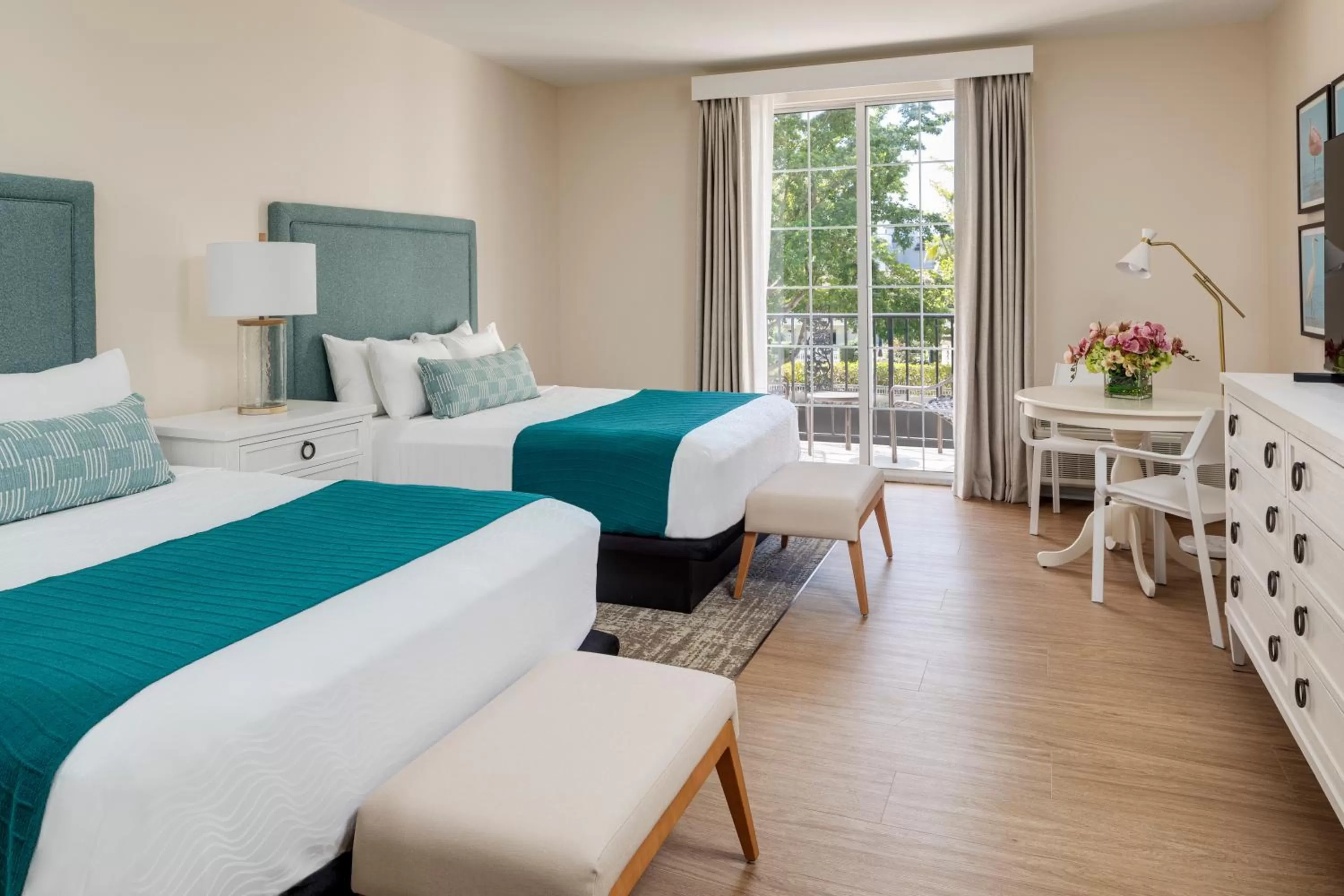 Bed in The Capri Inn