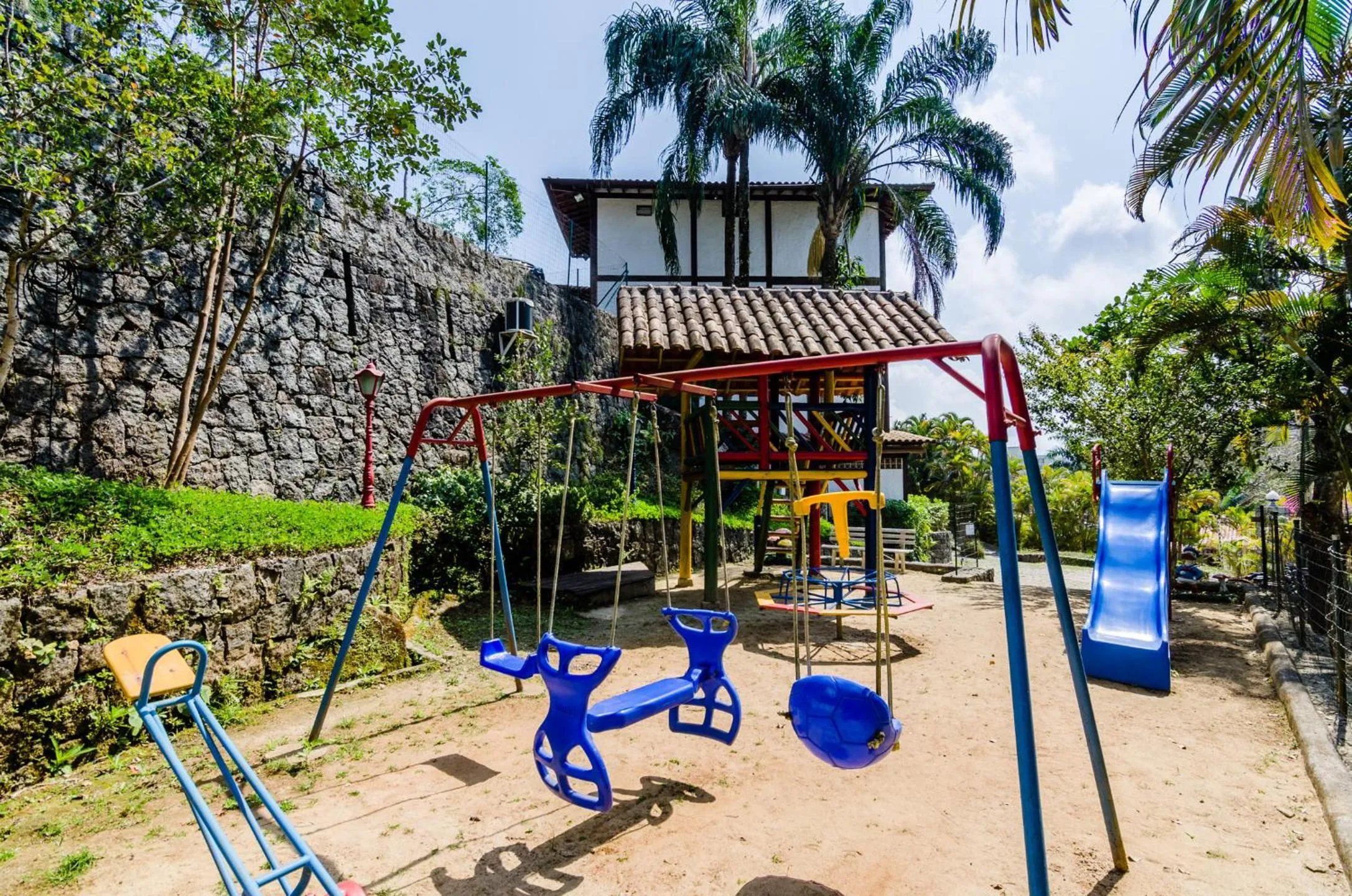 Children play ground in Hotel Coquille