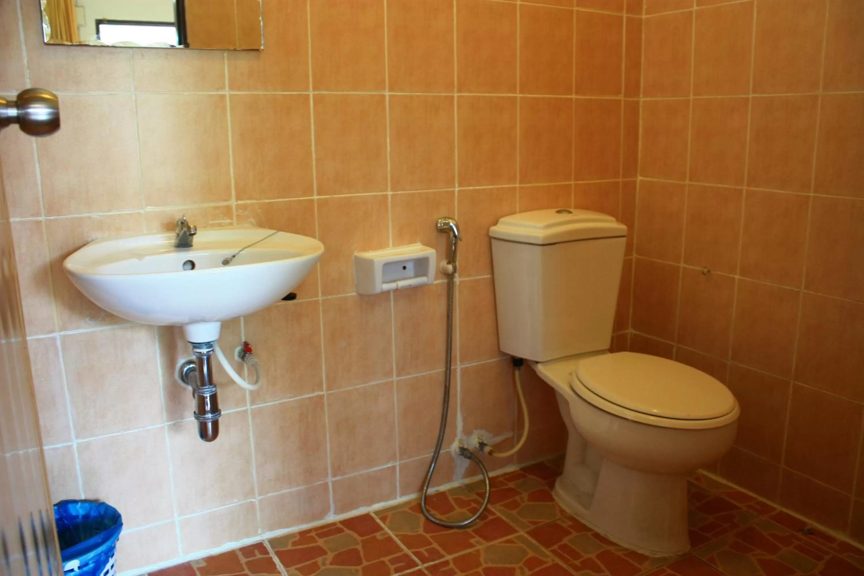 โรงแรมตีฆ้อง - Tri Gong Hotel