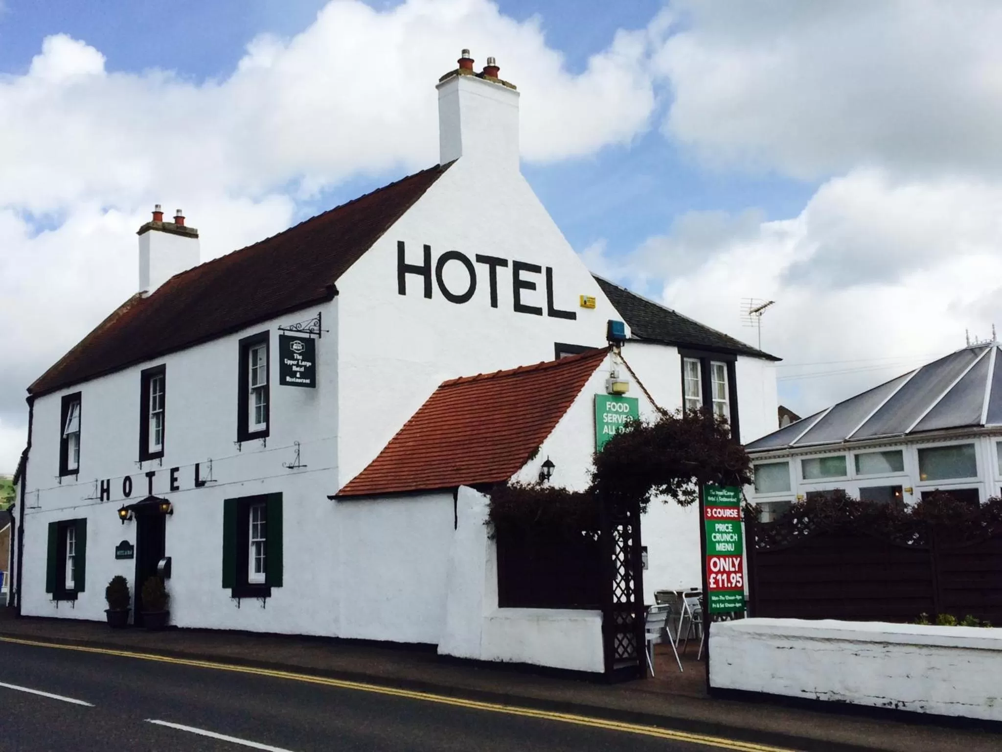 Property building in The Upper Largo Hotel & Restaurant