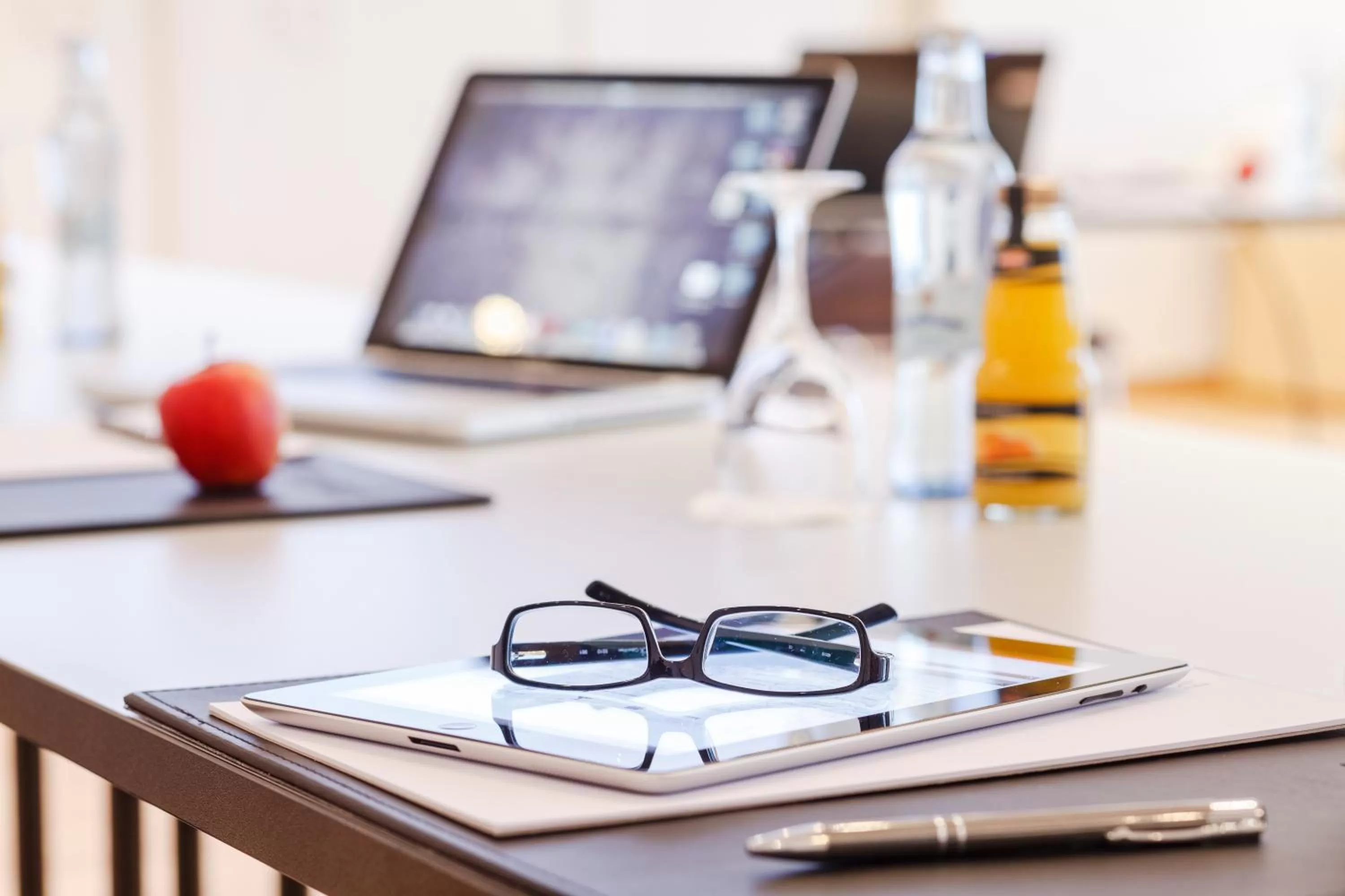 Food and drinks in Hotel Rheingold